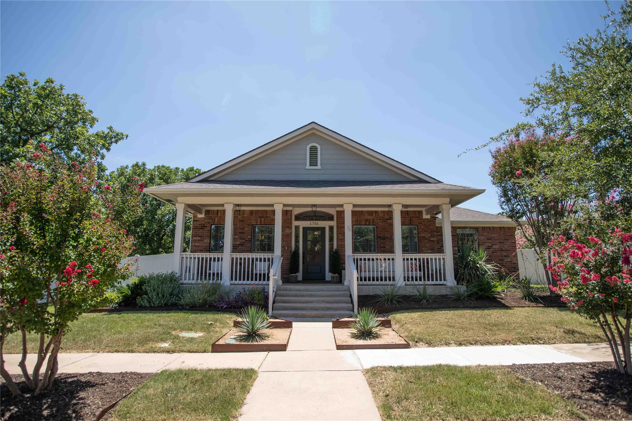 1701 Hill Country Dr, Cedar Park, TX 78613