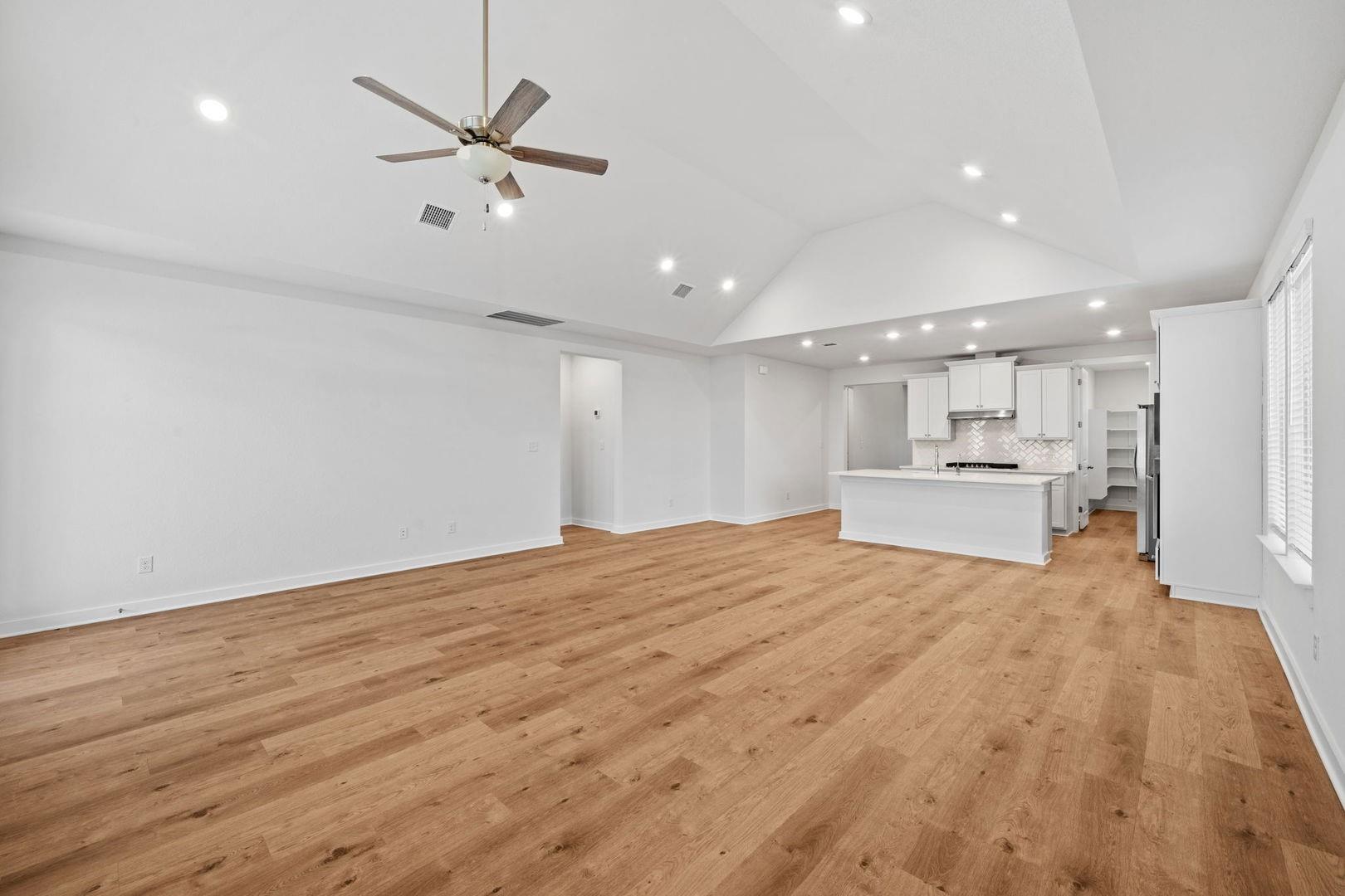 328 Royal Fern Rd, Hutto, TX 78634