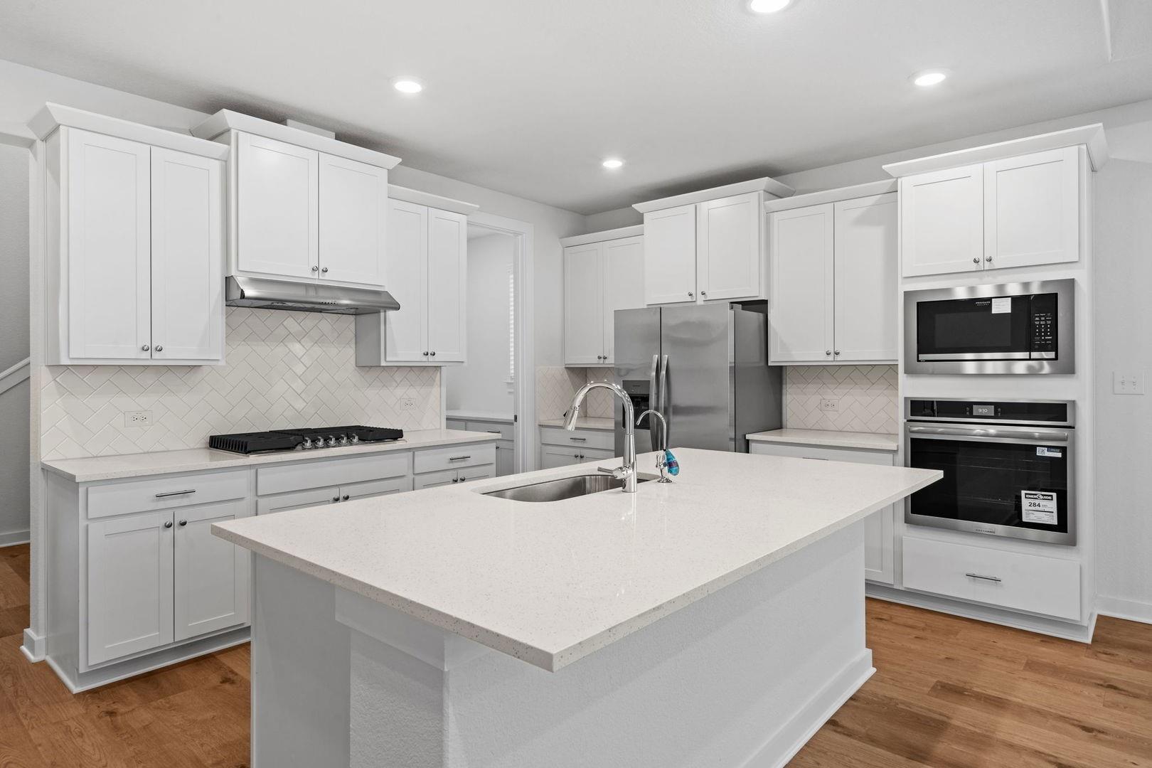 328 Royal Fern Rd, Hutto, TX 78634