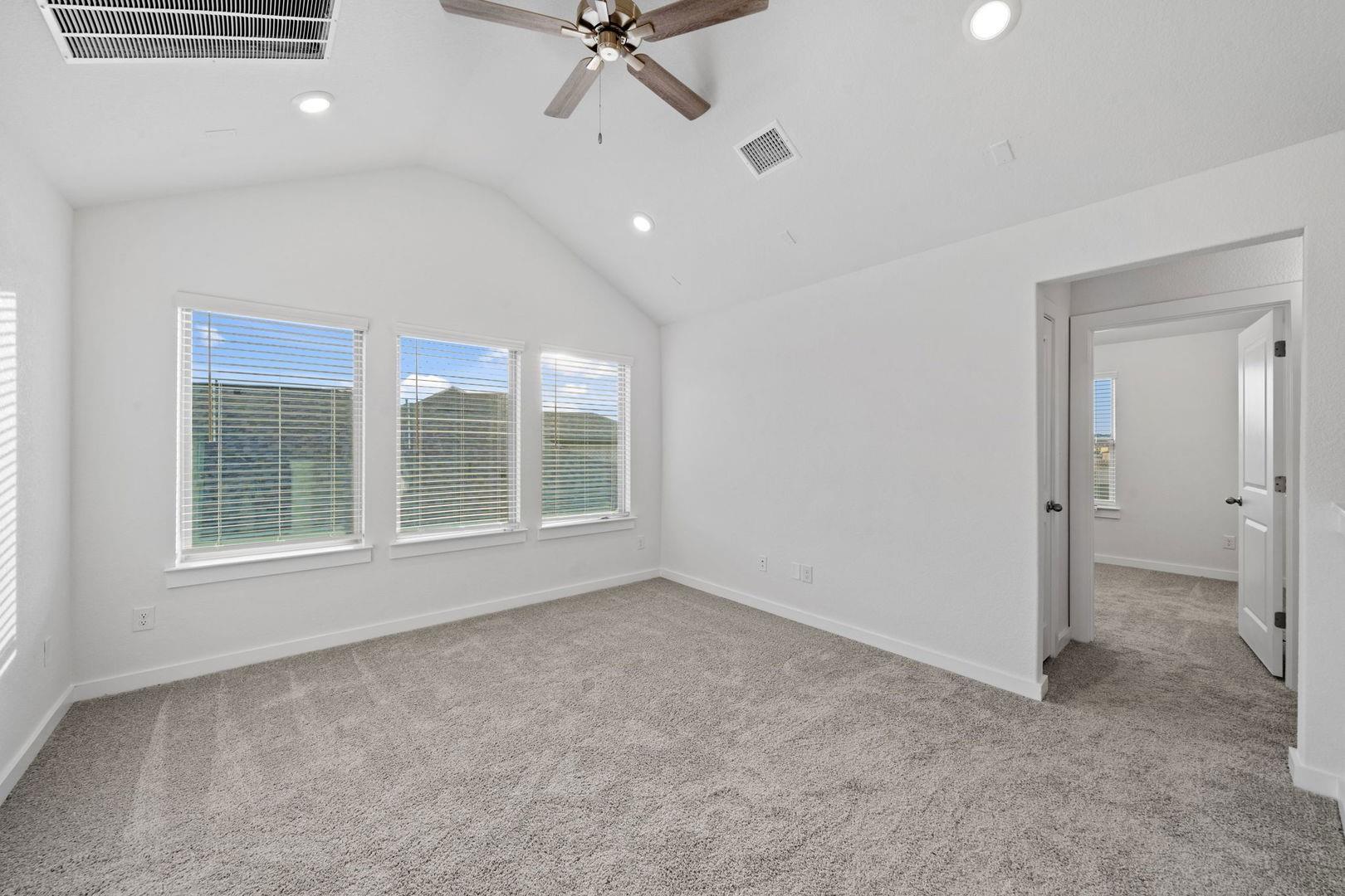 328 Royal Fern Rd, Hutto, TX 78634