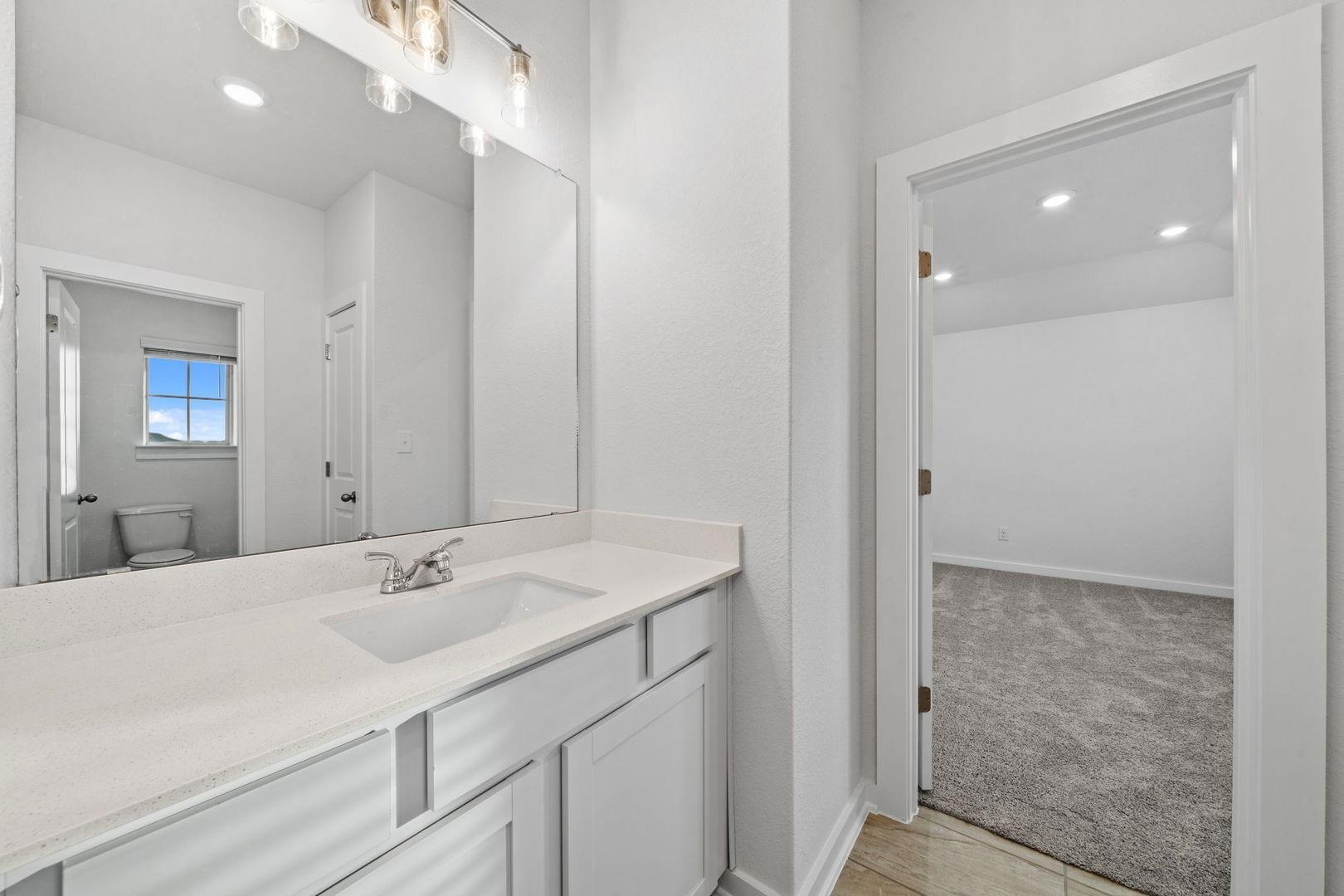 328 Royal Fern Rd, Hutto, TX 78634