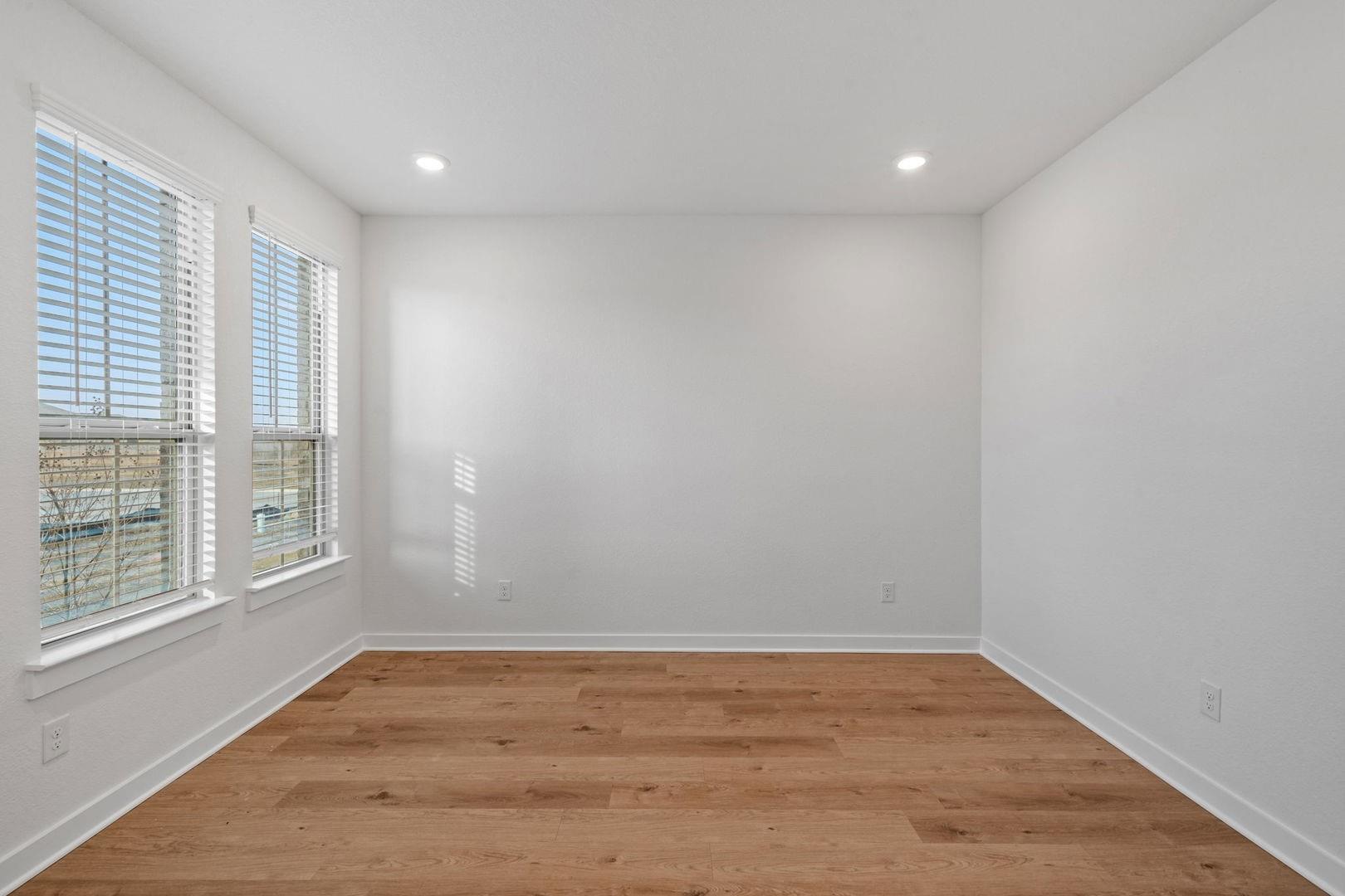 328 Royal Fern Rd, Hutto, TX 78634