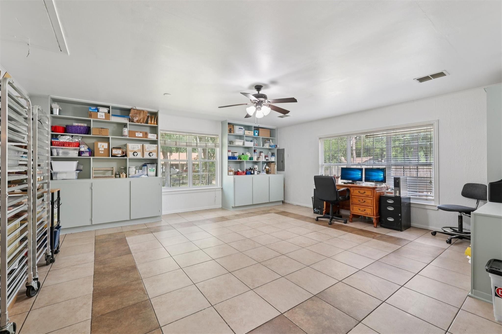 9201 Norchester Ct, Austin, TX 78729