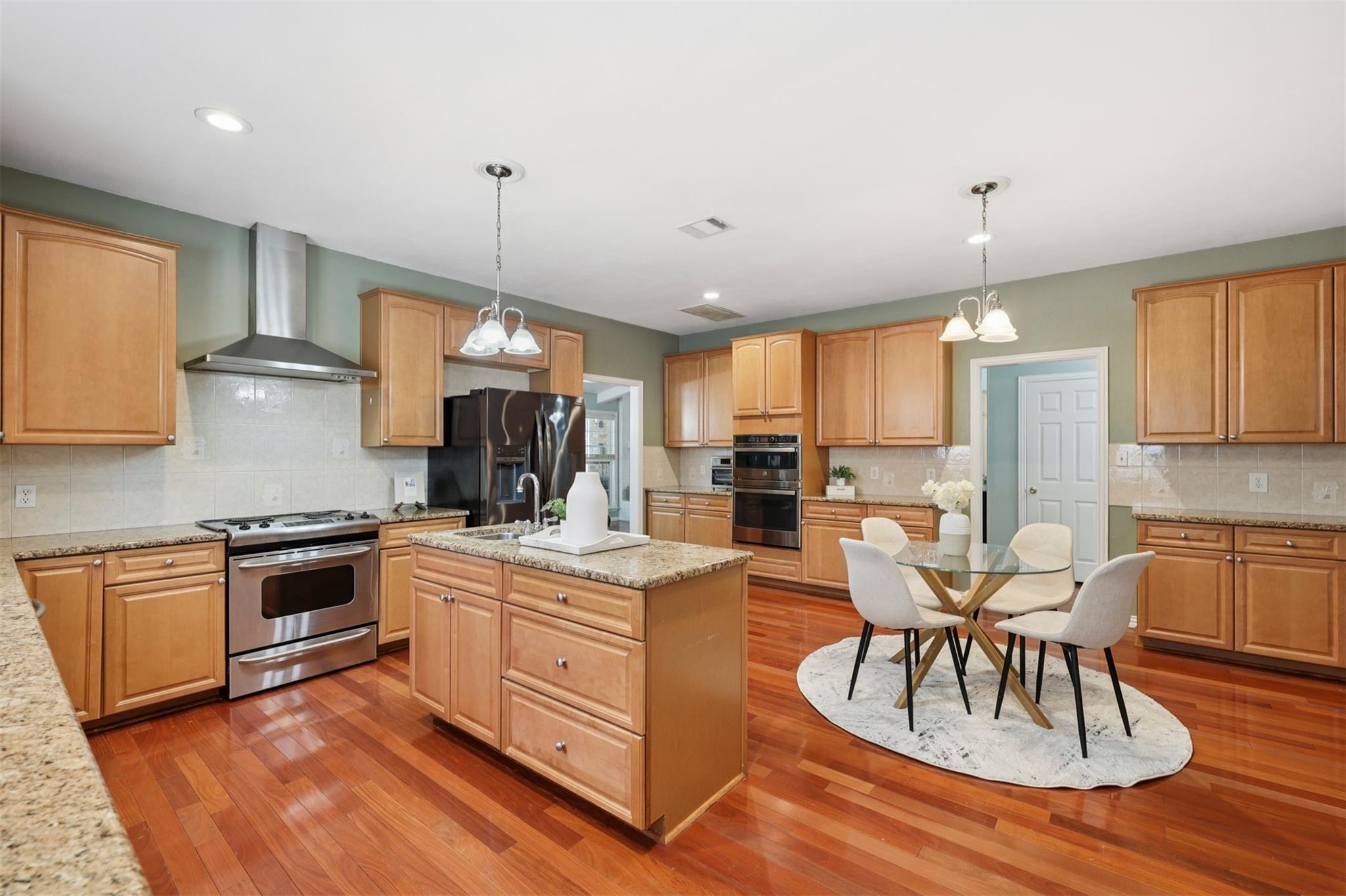 9201 Norchester Ct, Austin, TX 78729