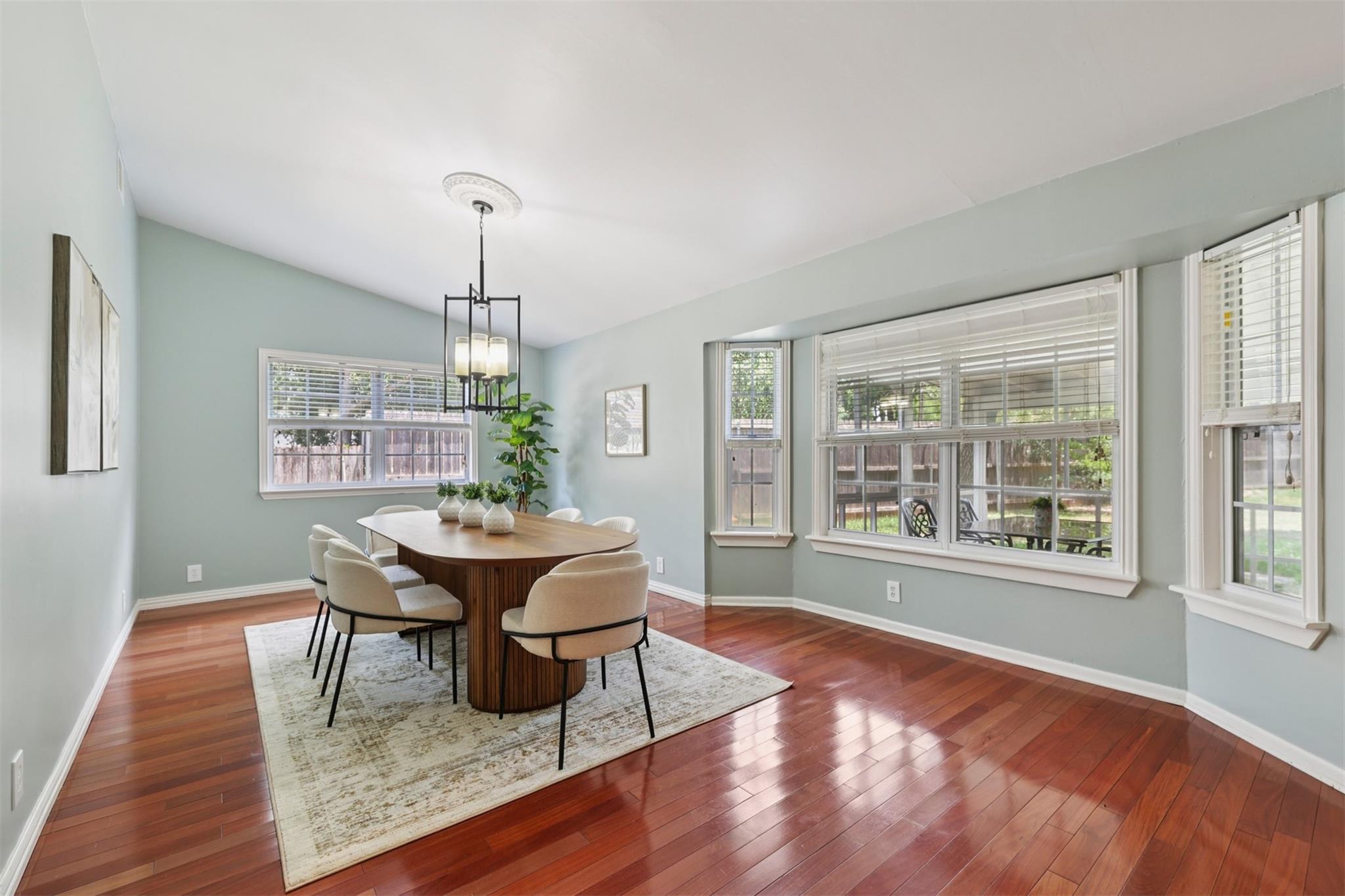 9201 Norchester Ct, Austin, TX 78729