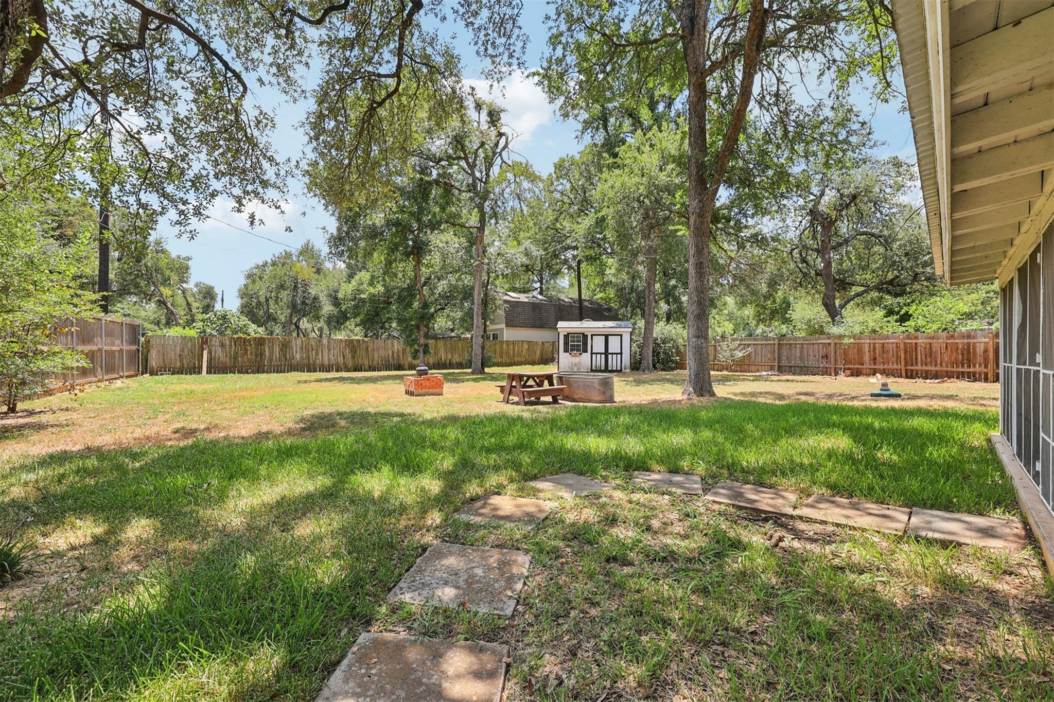 9201 Norchester Ct, Austin, TX 78729