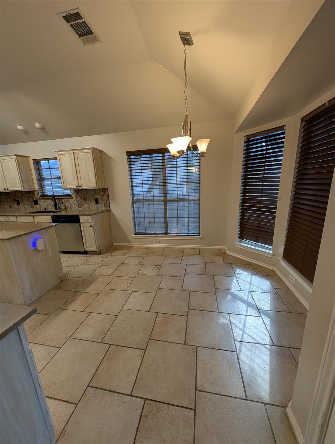 1325 Roadrunner Dr, Cedar Park, TX 78613