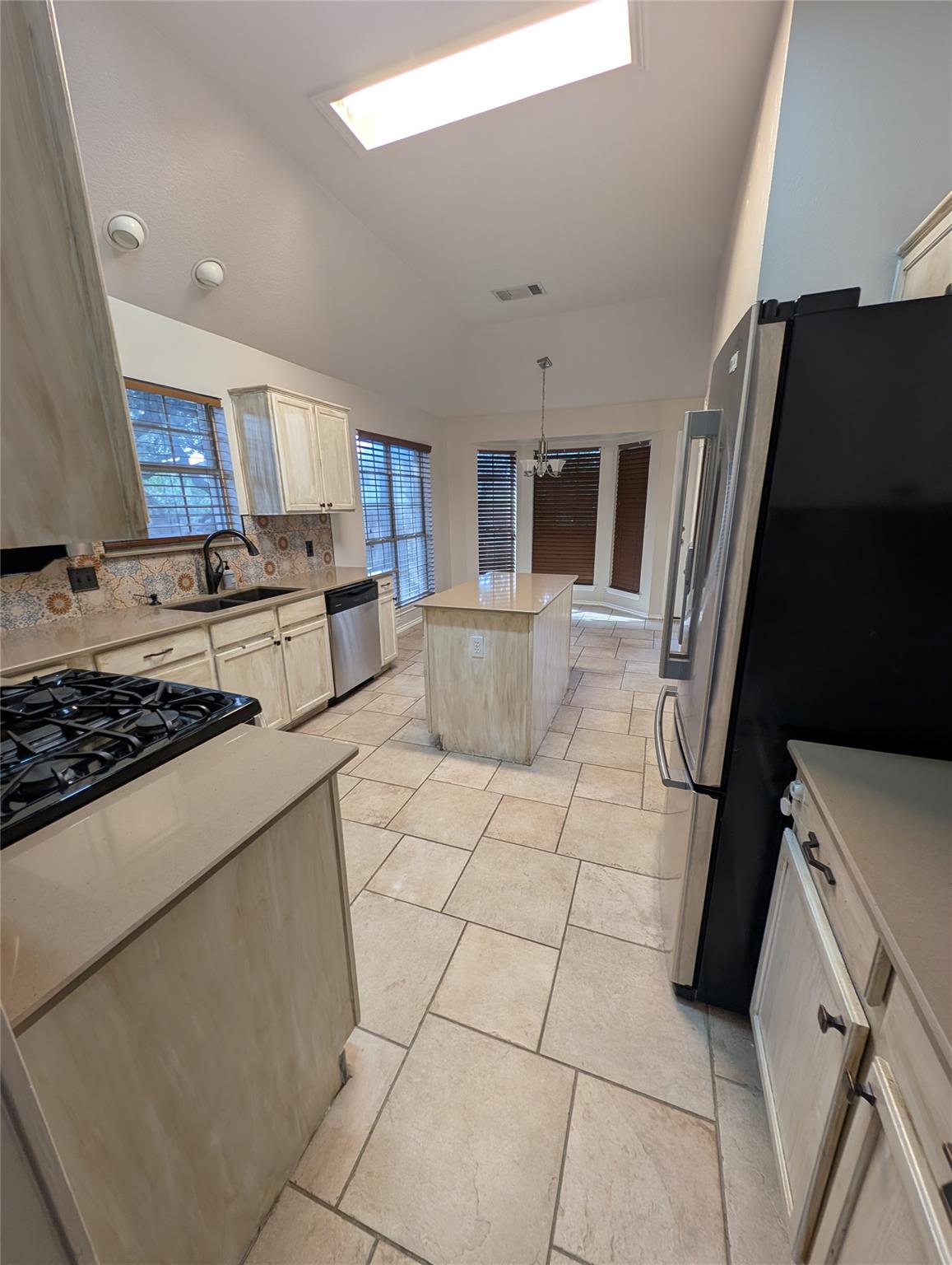 1325 Roadrunner Dr, Cedar Park, TX 78613