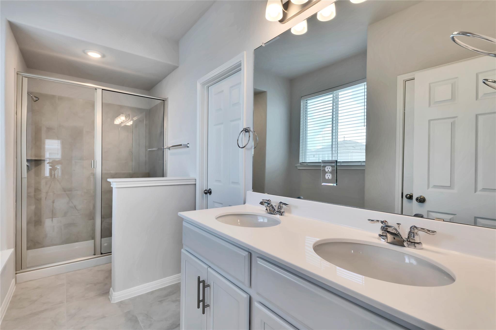 11109 Sentinel Dr, Austin, TX 78747