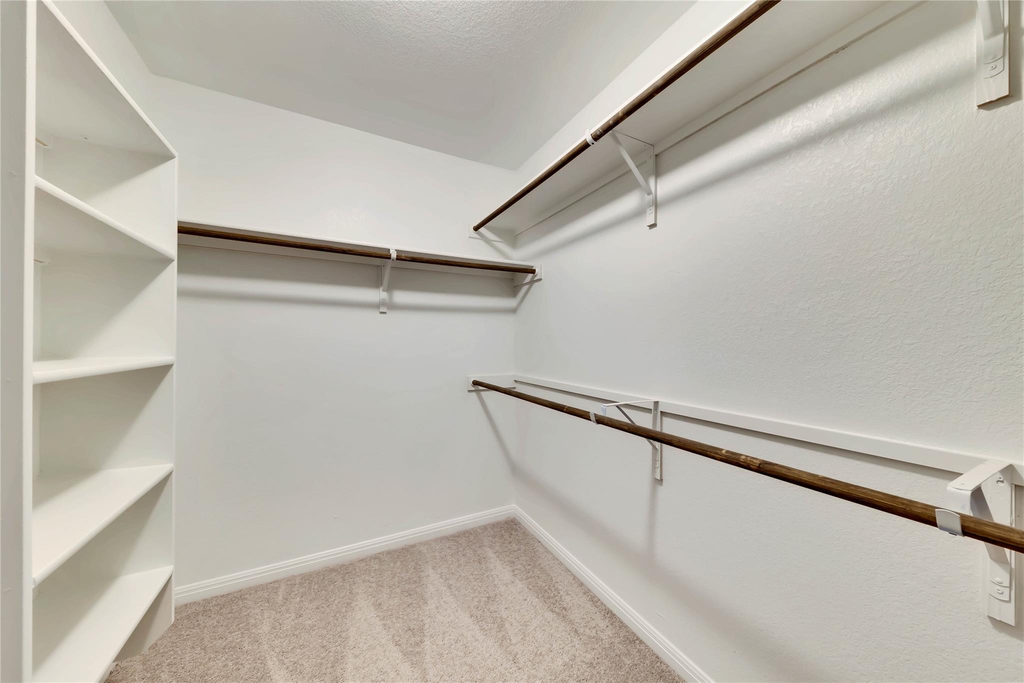 11109 Sentinel Dr, Austin, TX 78747