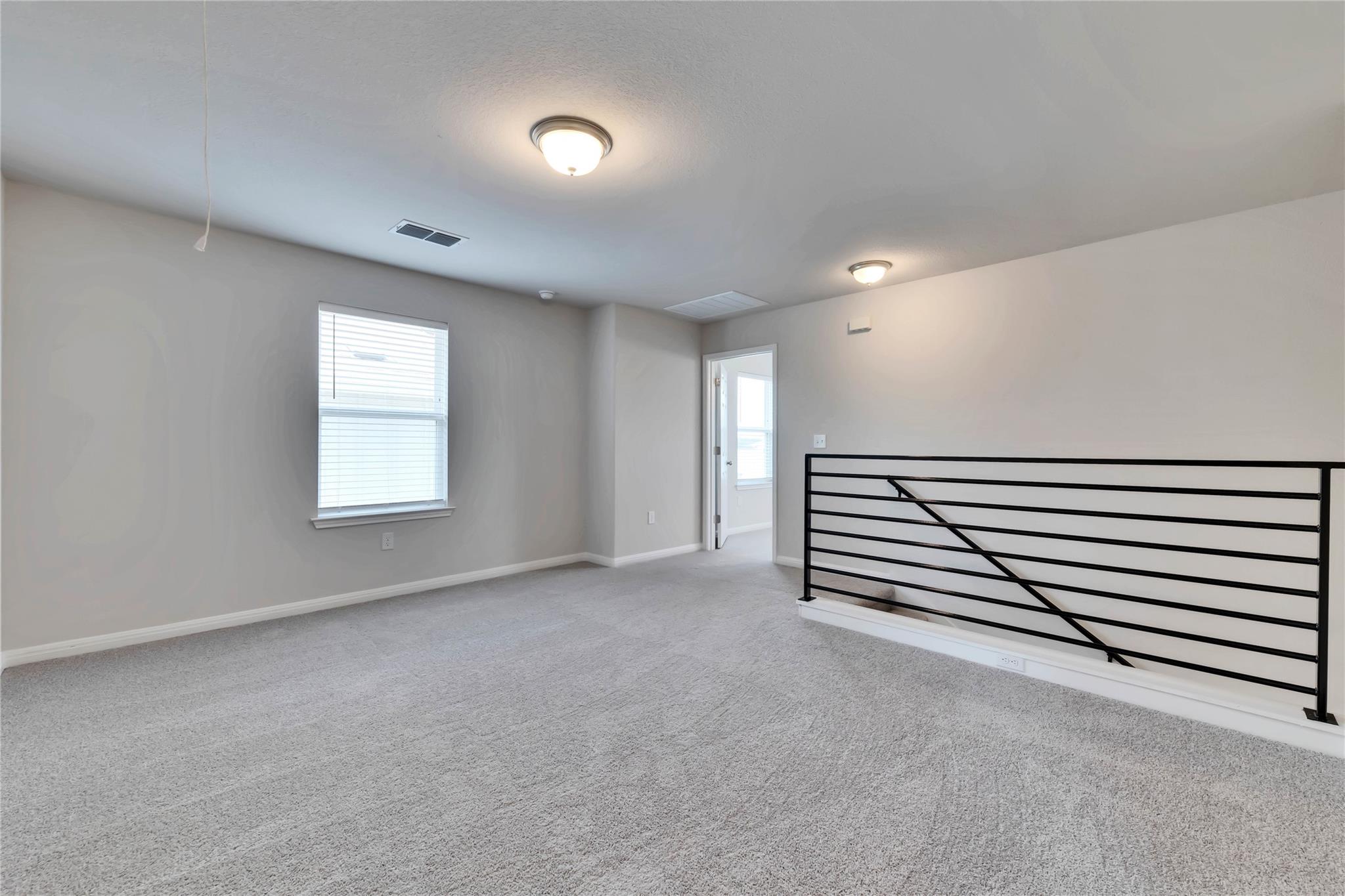 11109 Sentinel Dr, Austin, TX 78747