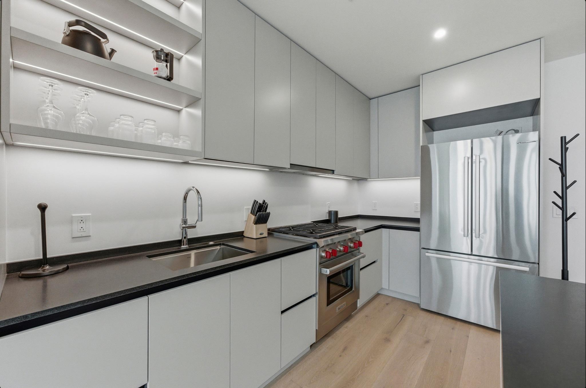 610 Davis St # 3104, Austin, TX 78701