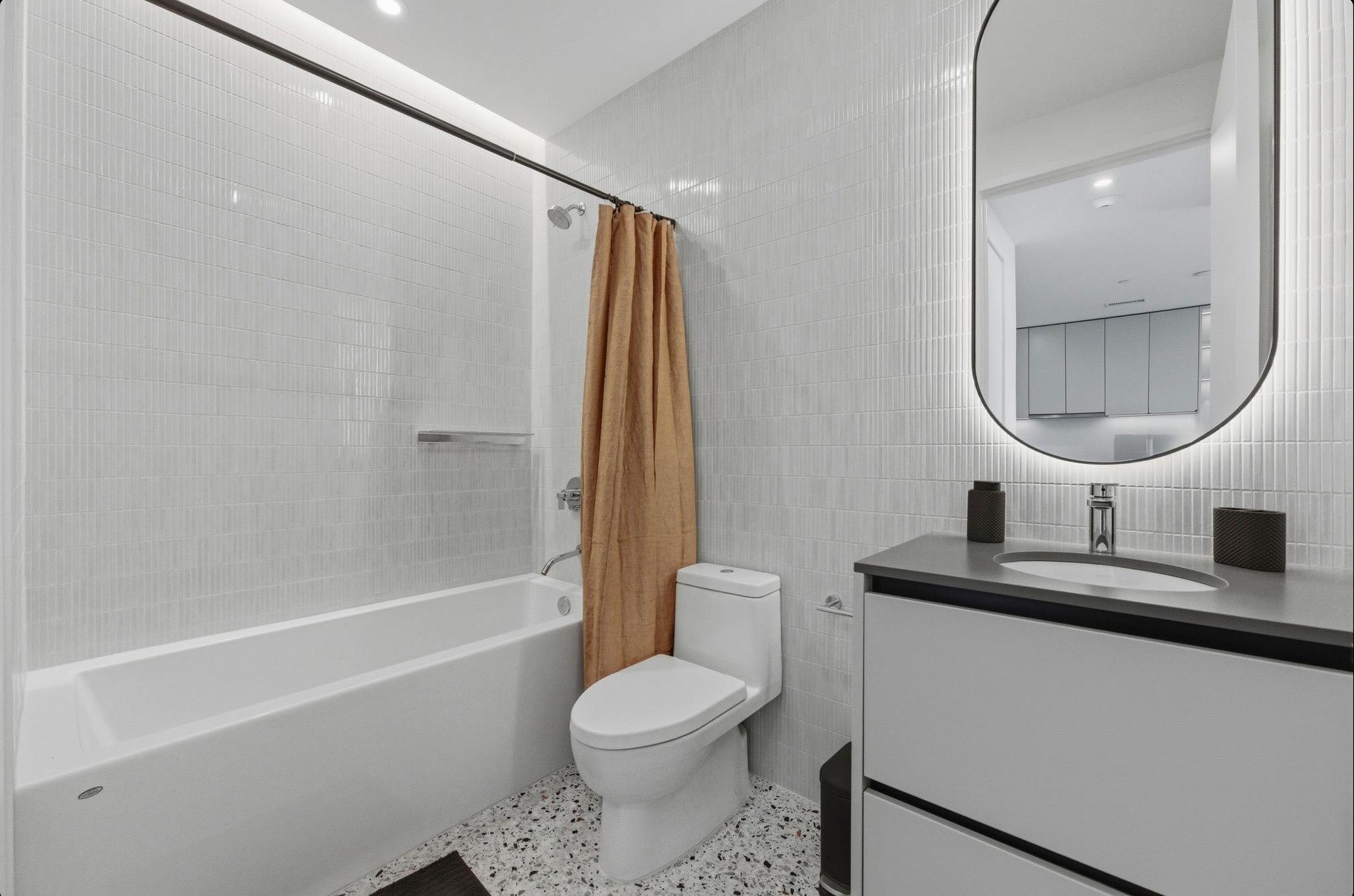 610 Davis St # 3104, Austin, TX 78701