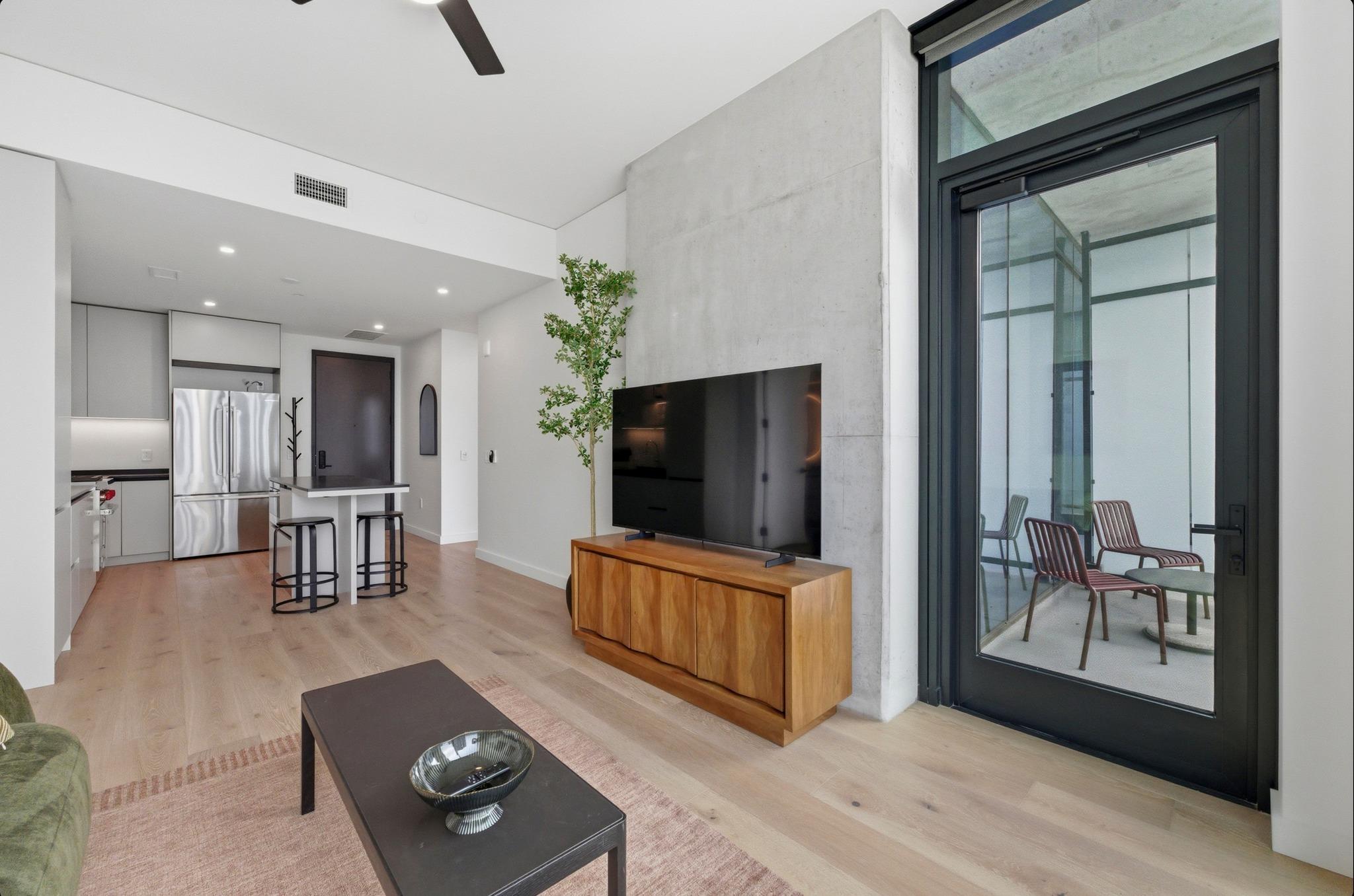 610 Davis St # 3104, Austin, TX 78701