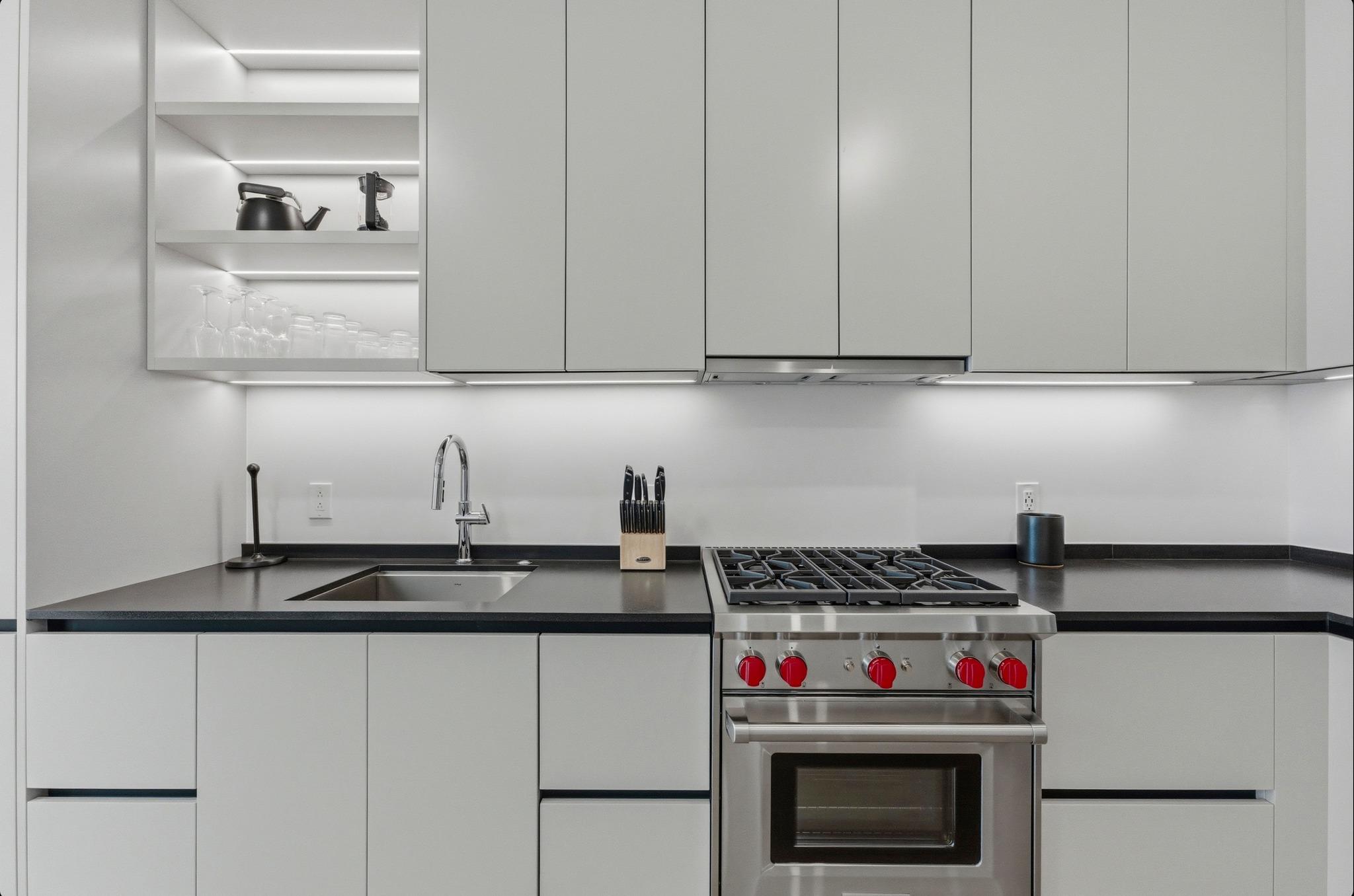 610 Davis St # 3104, Austin, TX 78701