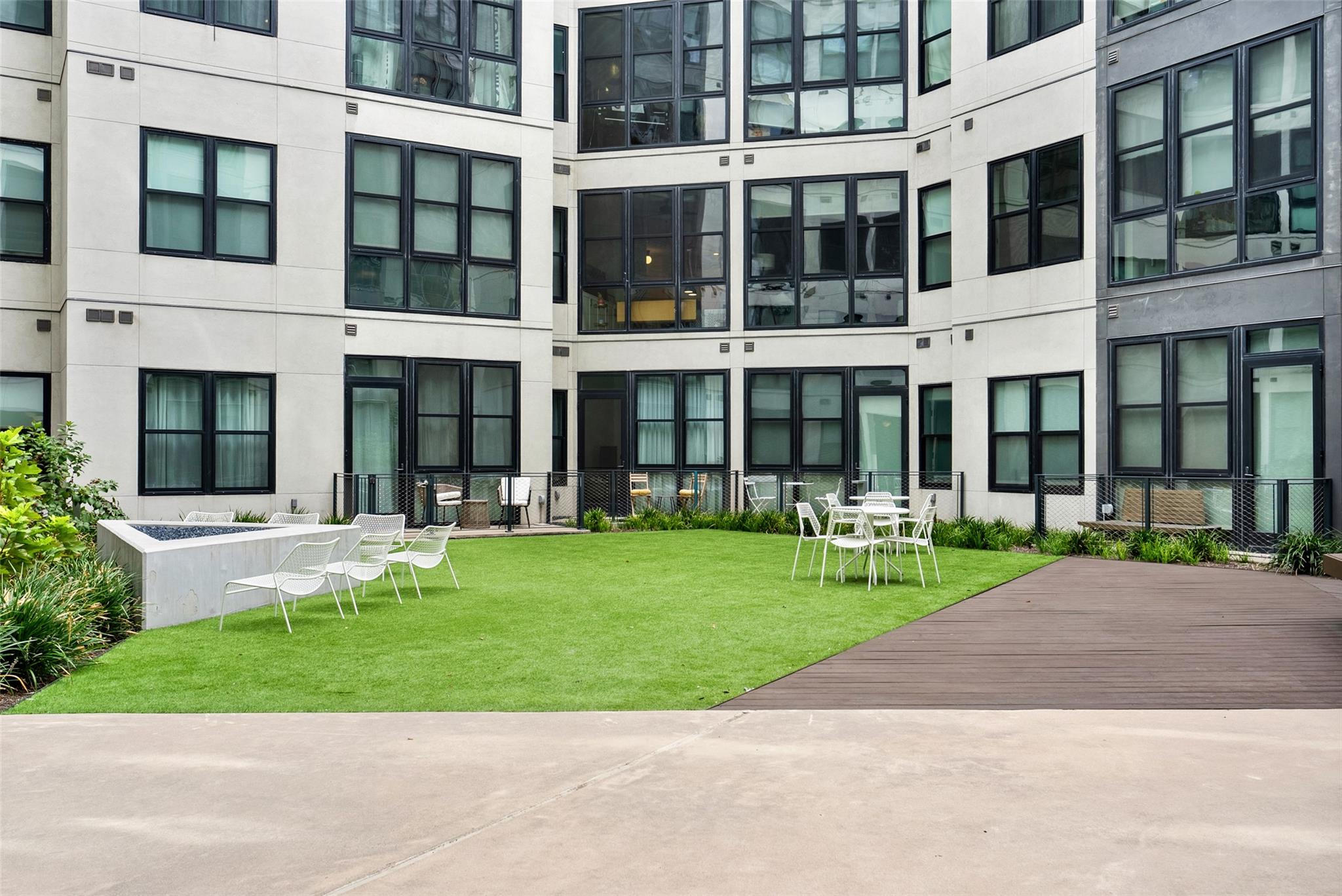 800 Embassy Dr # 605, Austin, TX 78702