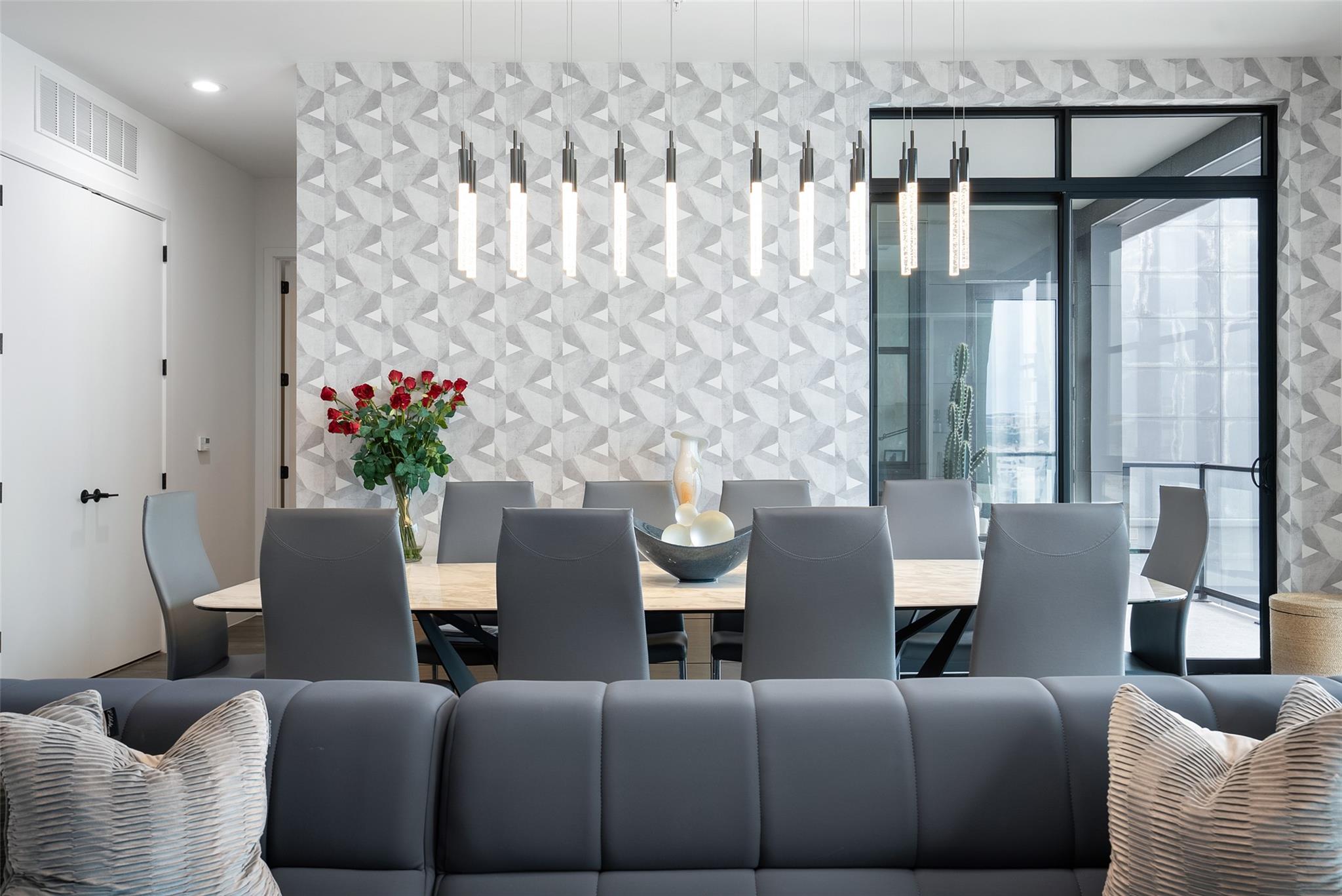 800 Embassy Dr # 605, Austin, TX 78702