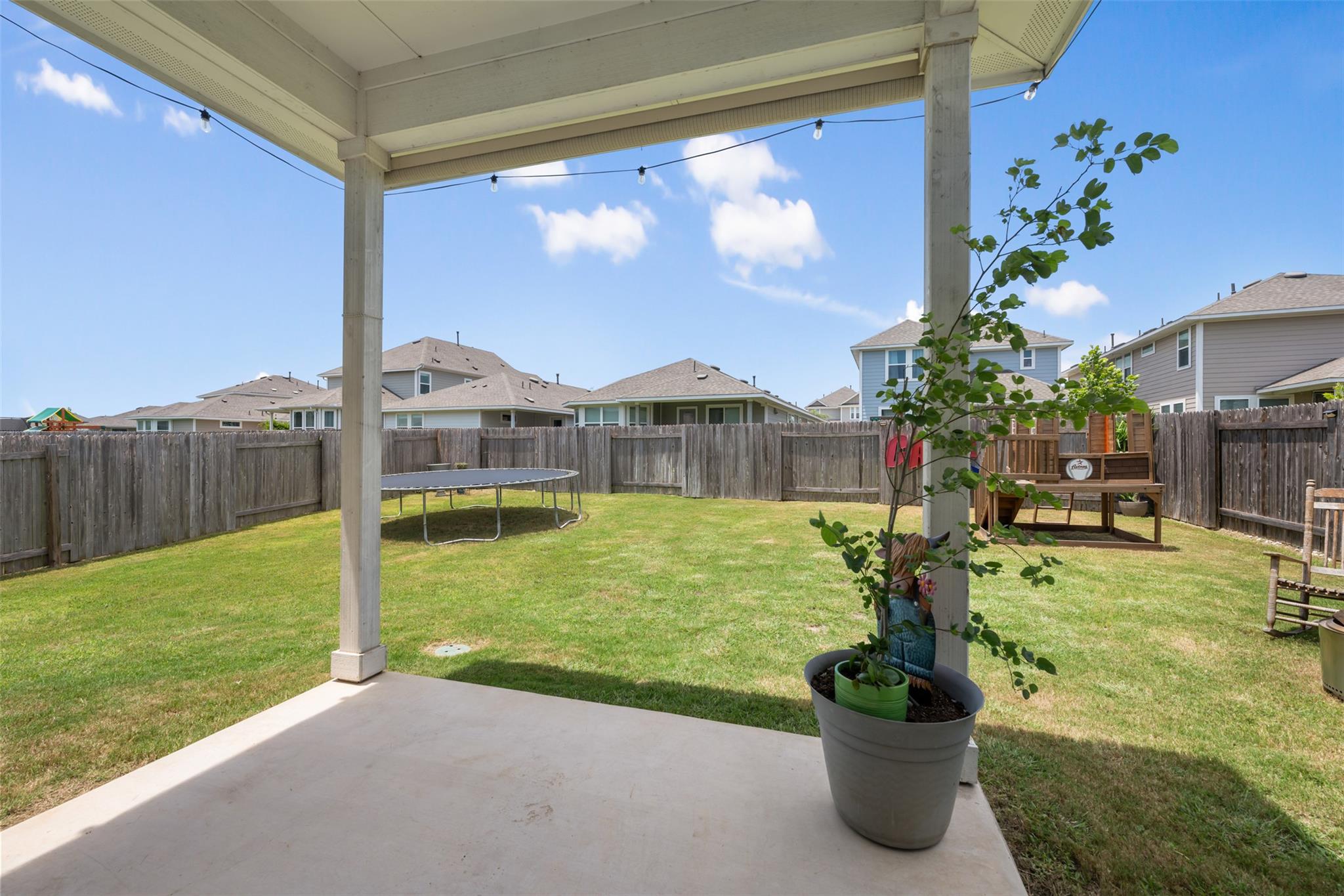 113 Oakstone Dr, Georgetown, TX 78628