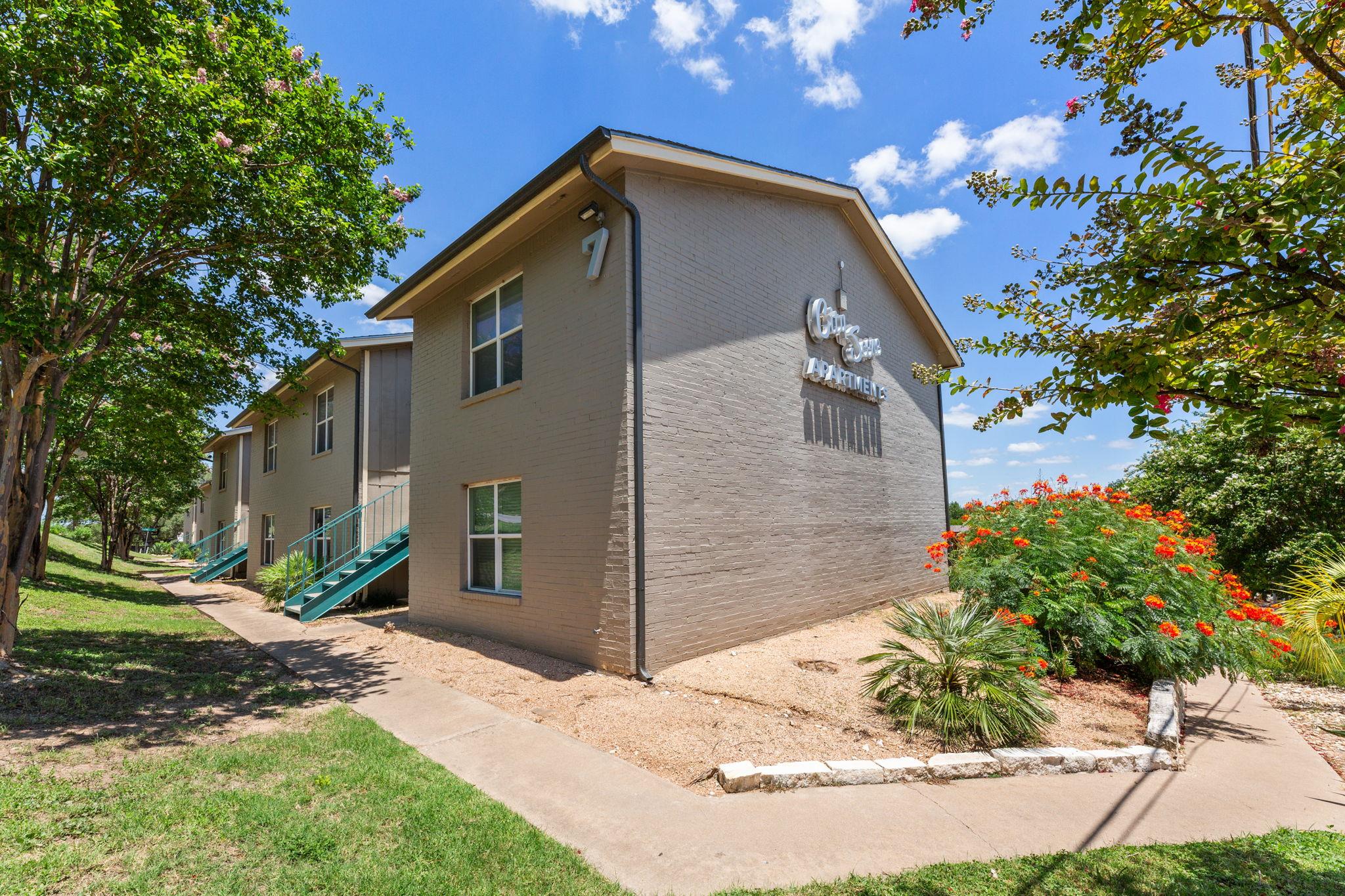 3819 Southway Dr # 105, Austin, TX 78704
