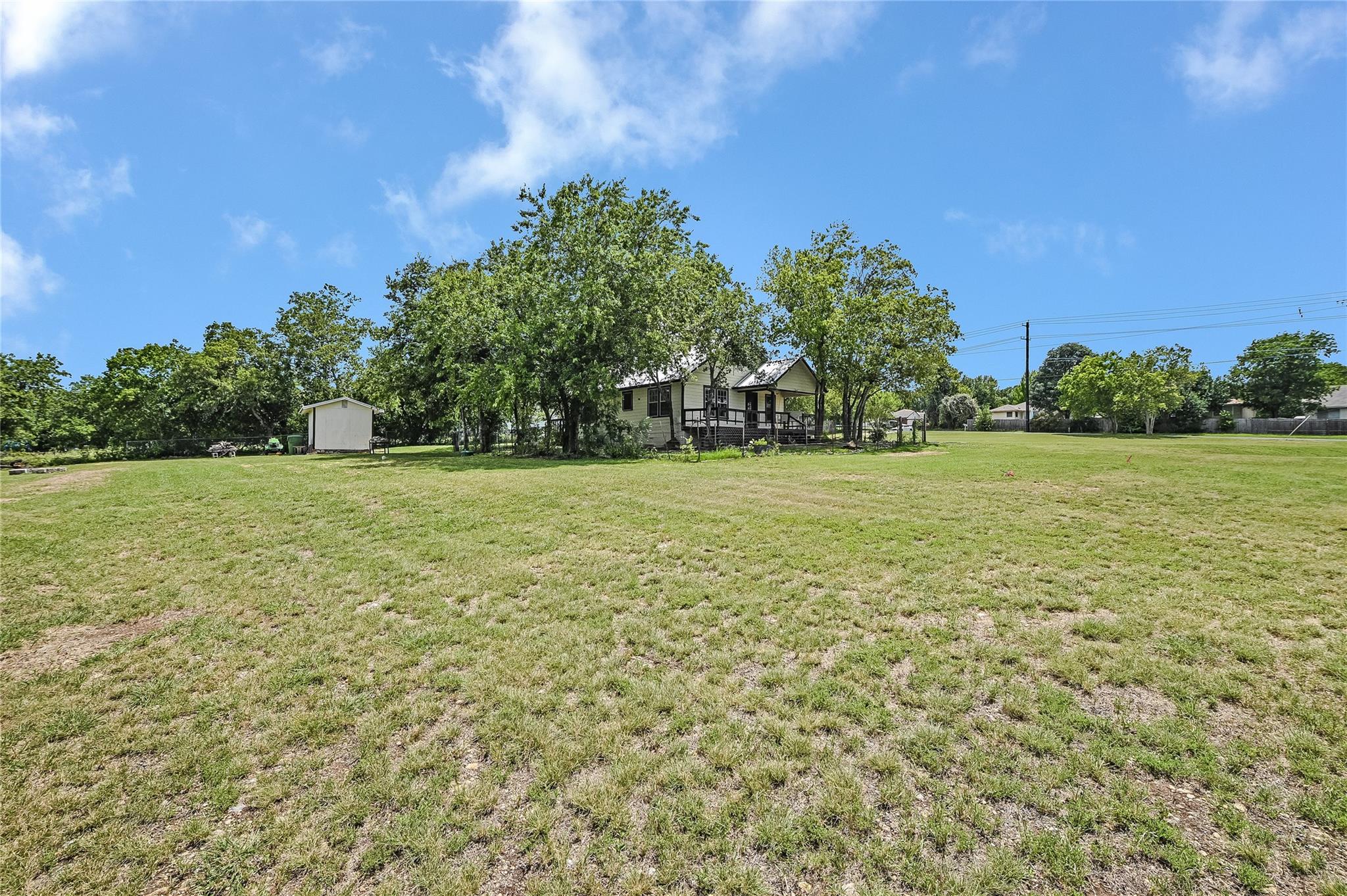600 County Road 152, Georgetown, TX 78626