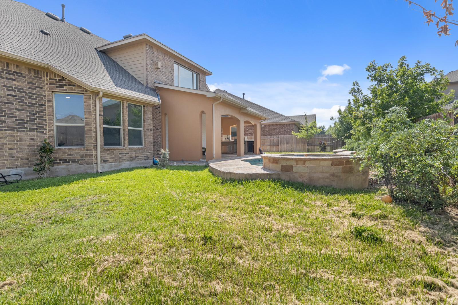 2711 Saint Paul Rivera Ln, Round Rock, TX 78665
