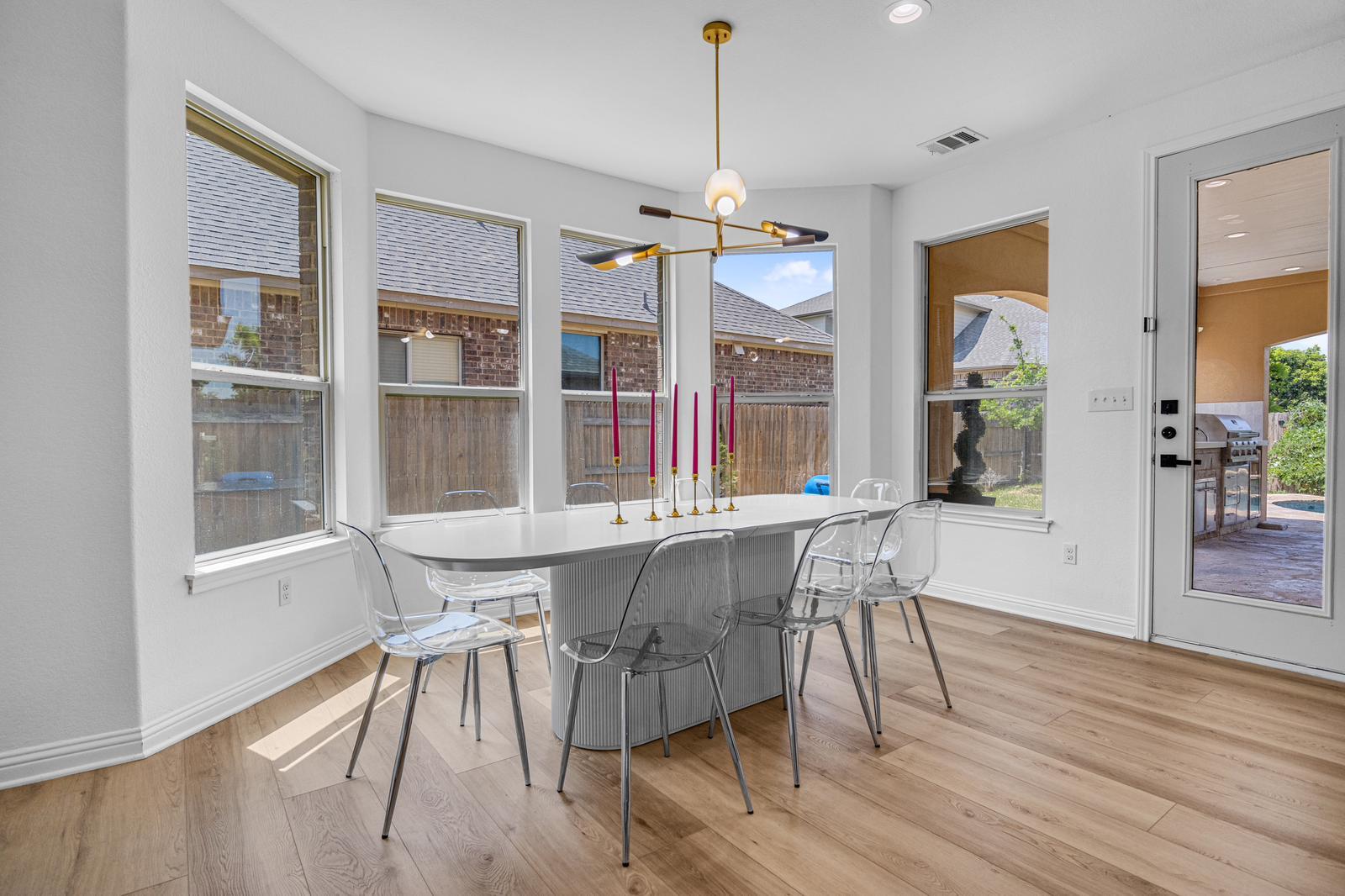 2711 Saint Paul Rivera Ln, Round Rock, TX 78665