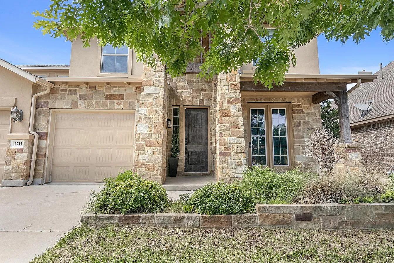 2711 Saint Paul Rivera Ln, Round Rock, TX 78665