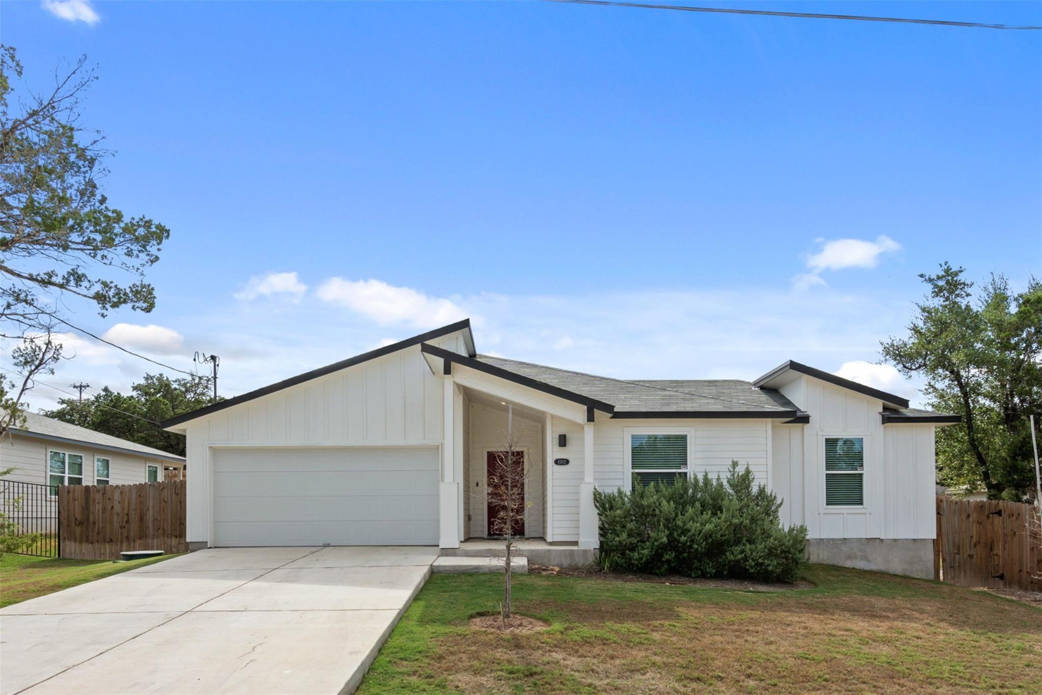 4302 Liberty Ln, Lago Vista, TX 78645