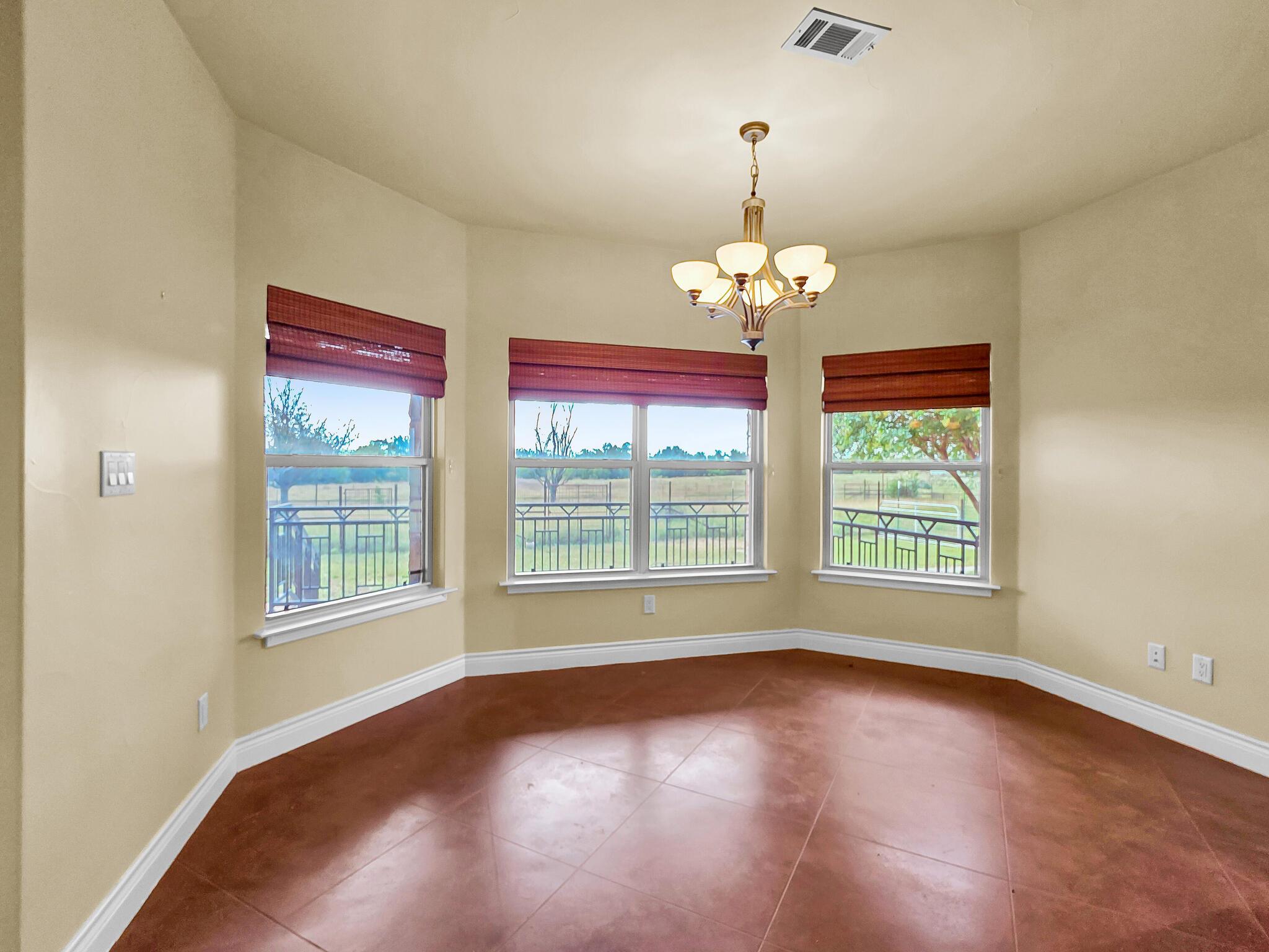 301 CR 253, Bertram, TX 78605