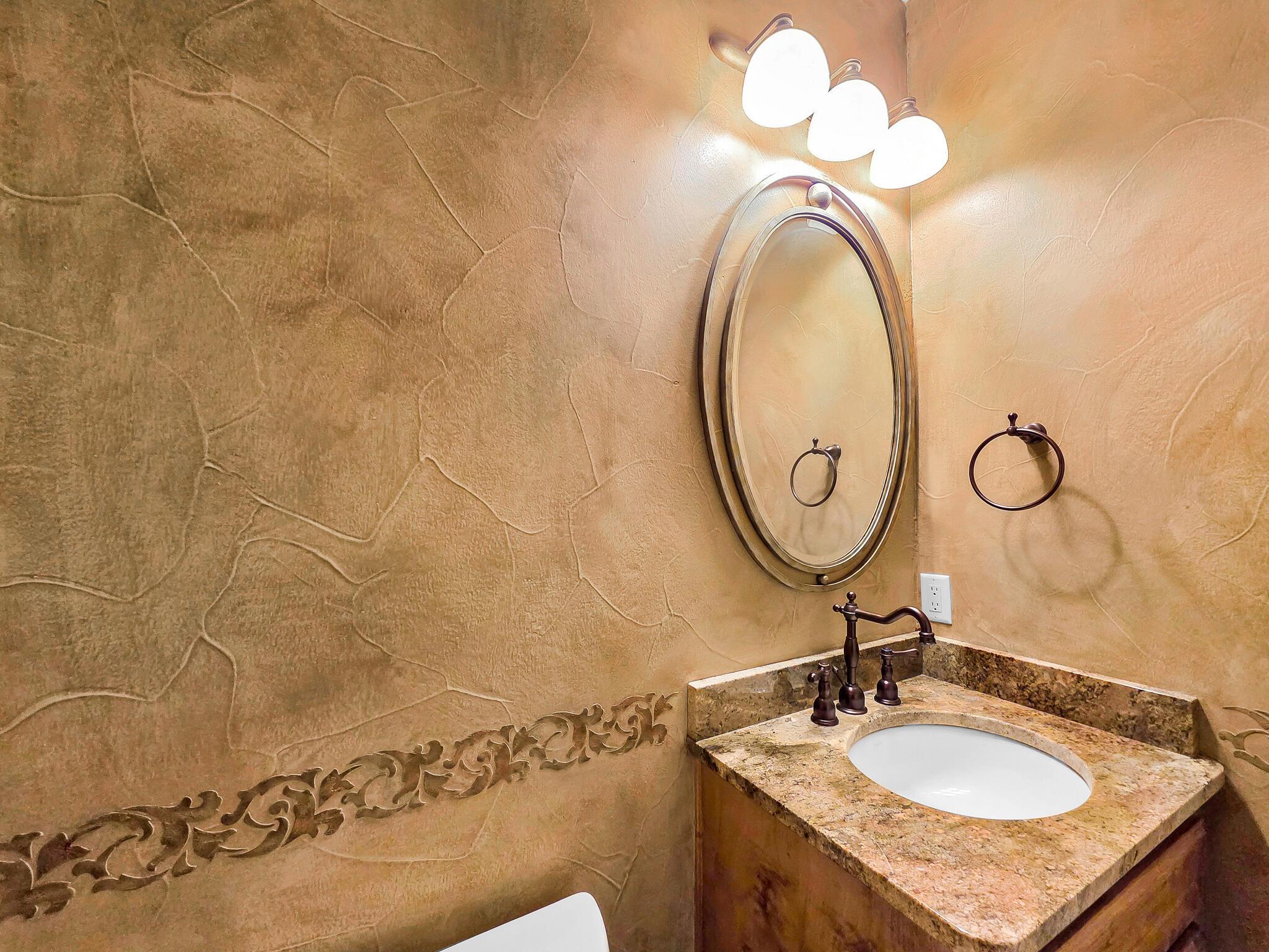 301 CR 253, Bertram, TX 78605