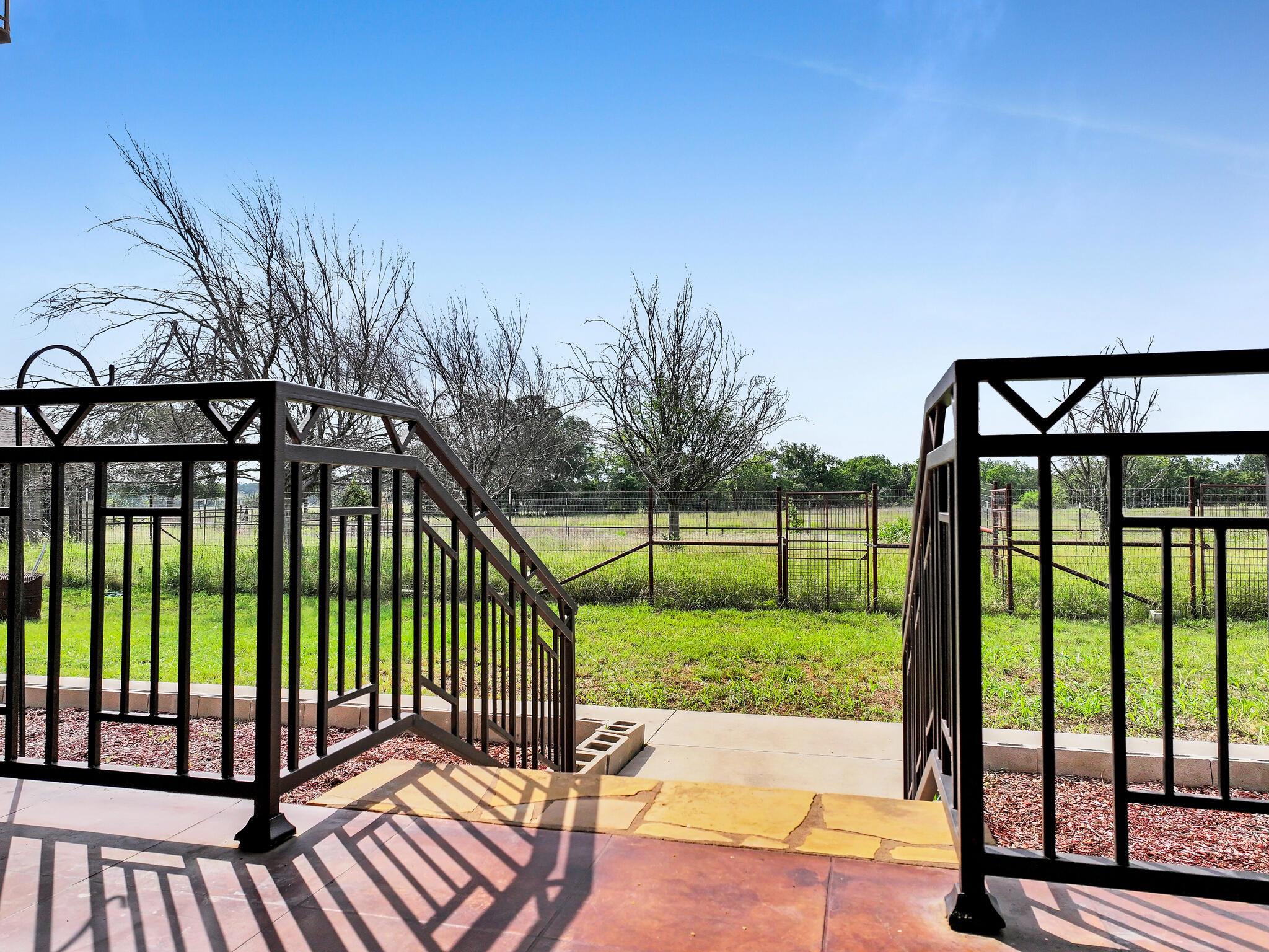 301 CR 253, Bertram, TX 78605