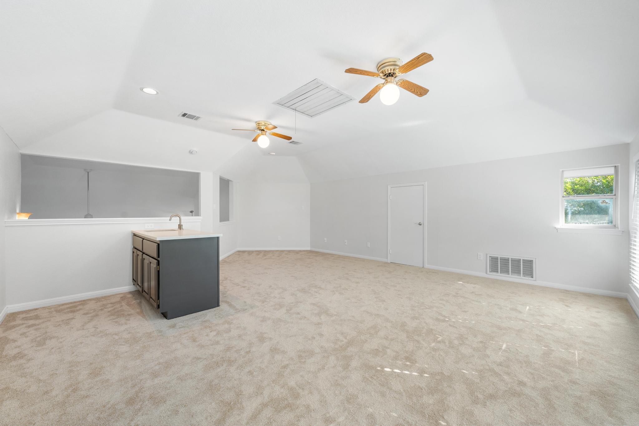 1204 Miami Dr, Austin, TX 78733