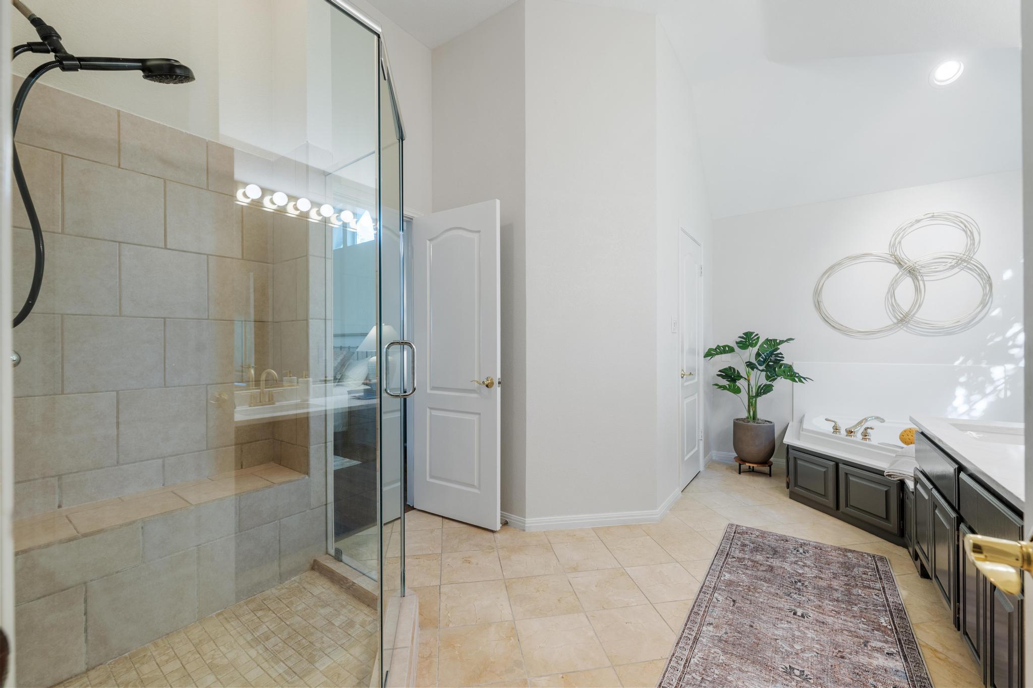 1204 Miami Dr, Austin, TX 78733