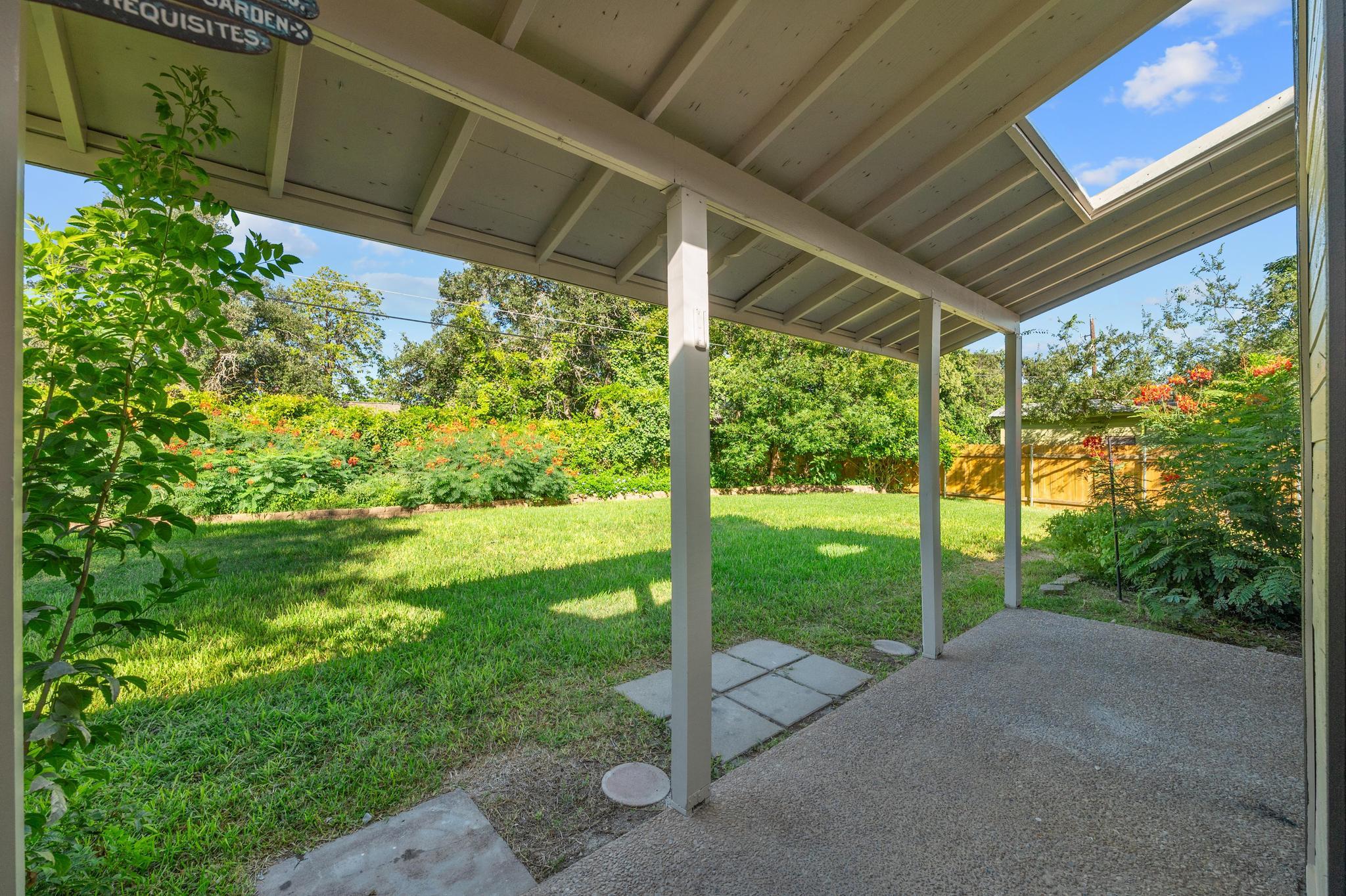 1204 Miami Dr, Austin, TX 78733