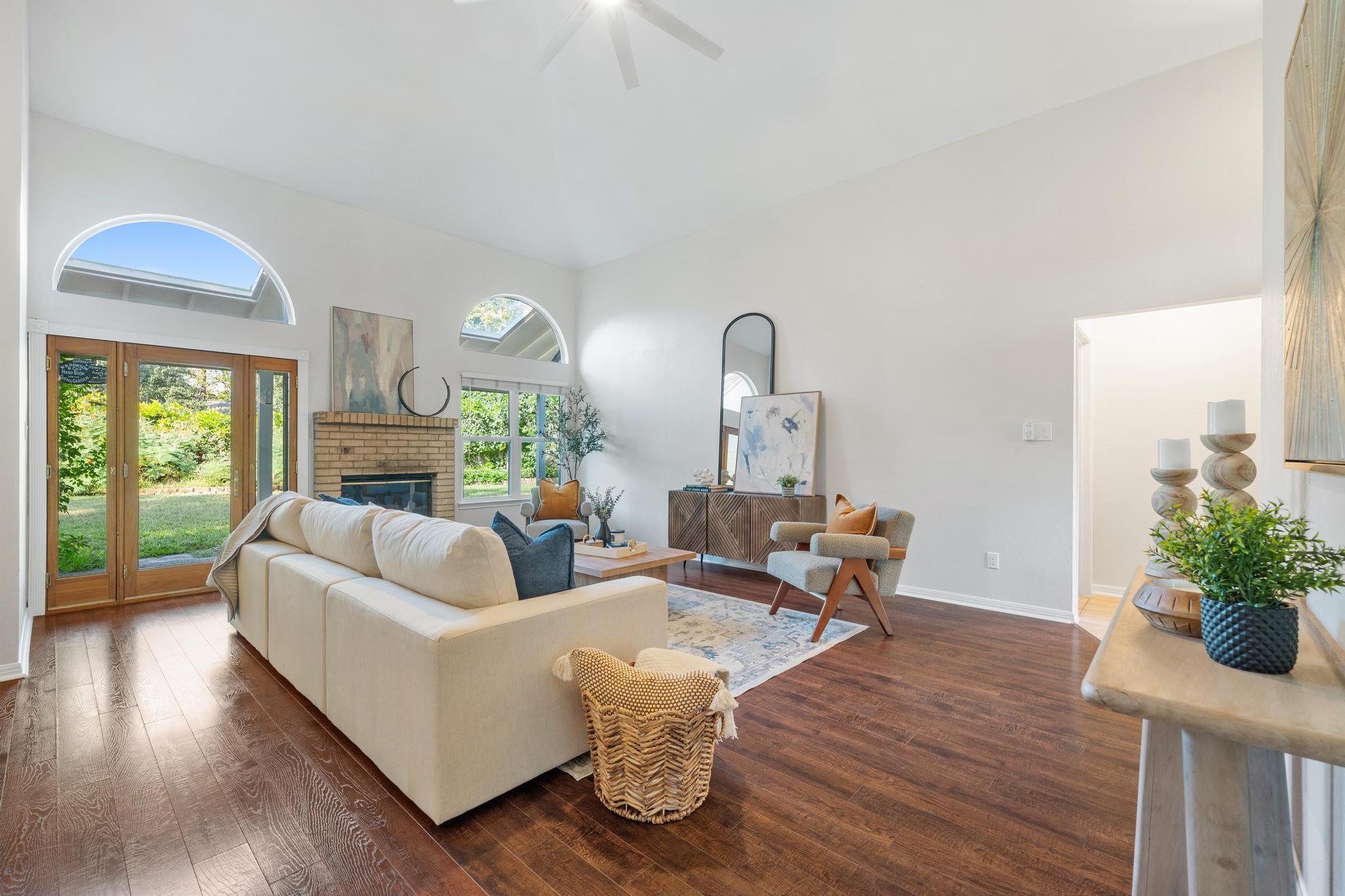 1204 Miami Dr, Austin, TX 78733