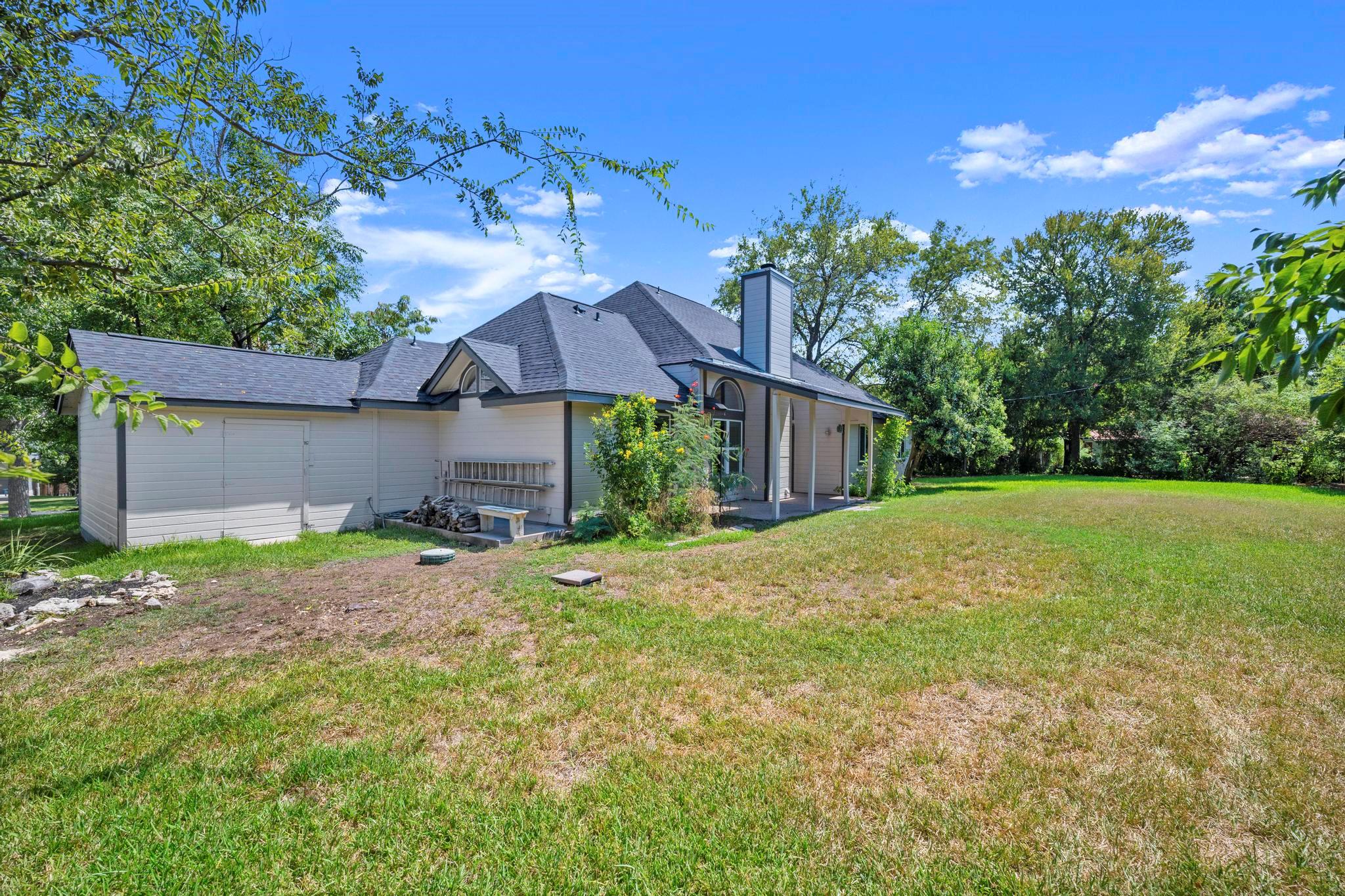 1204 Miami Dr, Austin, TX 78733