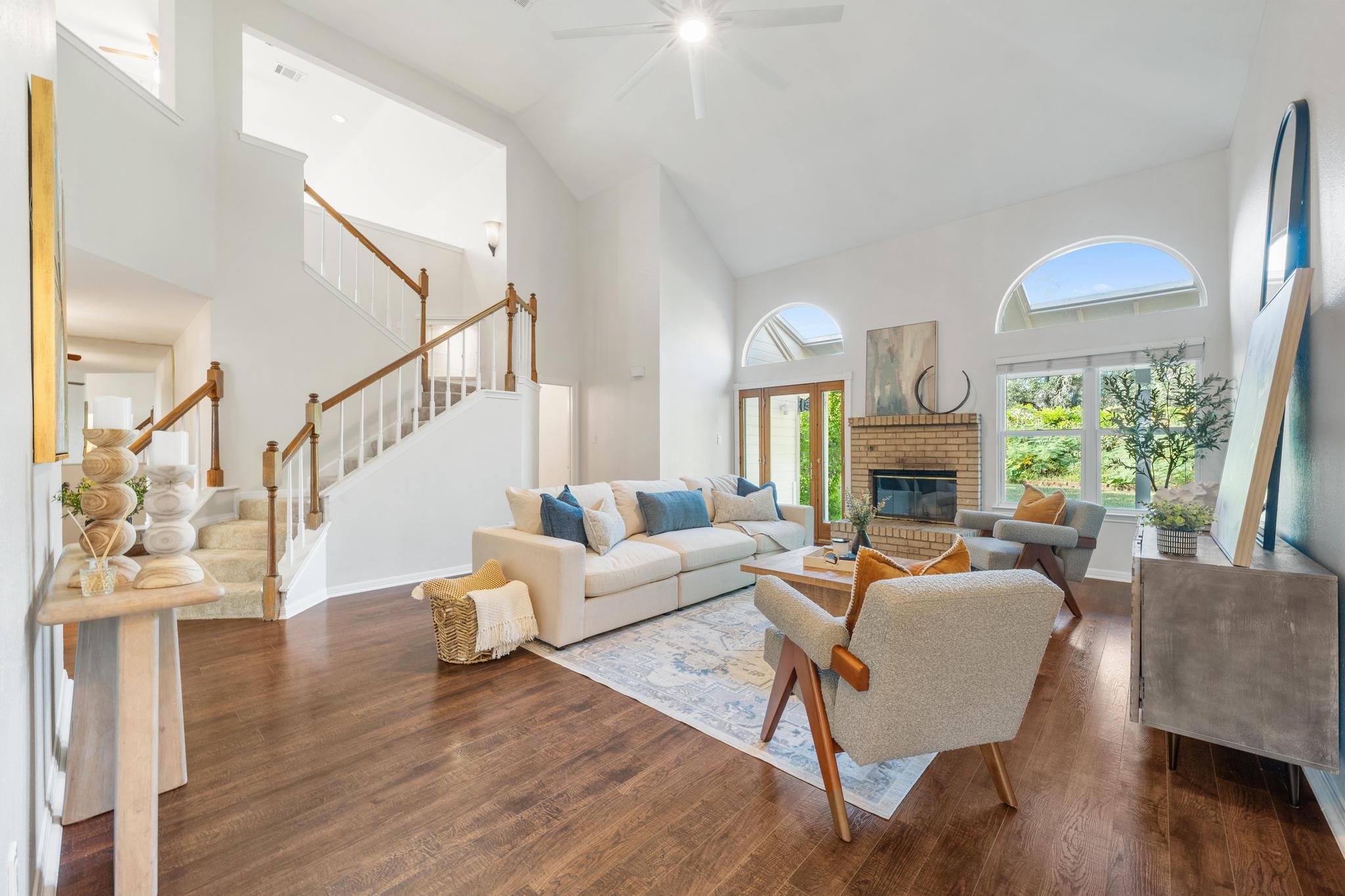 1204 Miami Dr, Austin, TX 78733