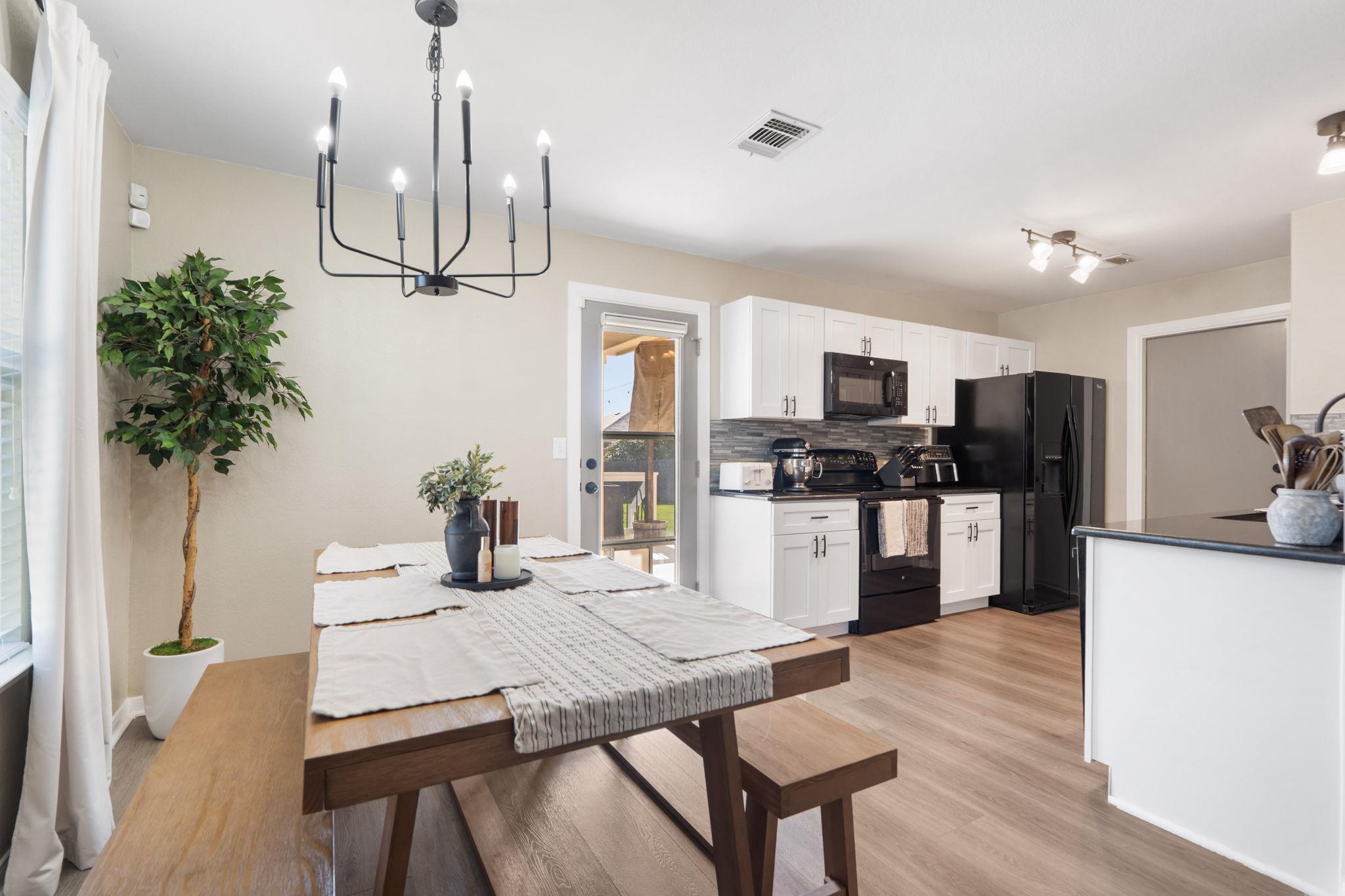 1104 Hawkeye Point Rd, Georgetown, TX 78626