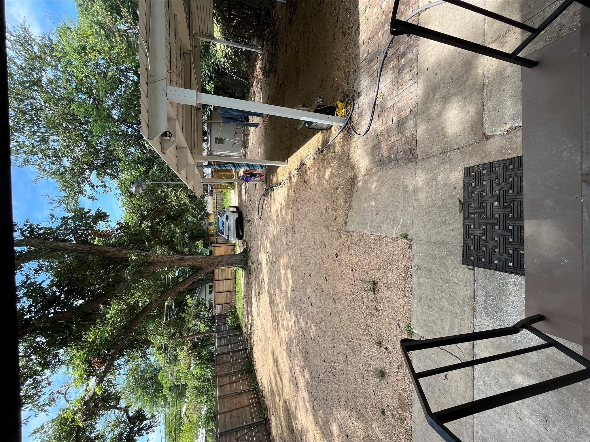 2511 E Cesar Chavez St, Austin, TX 78702