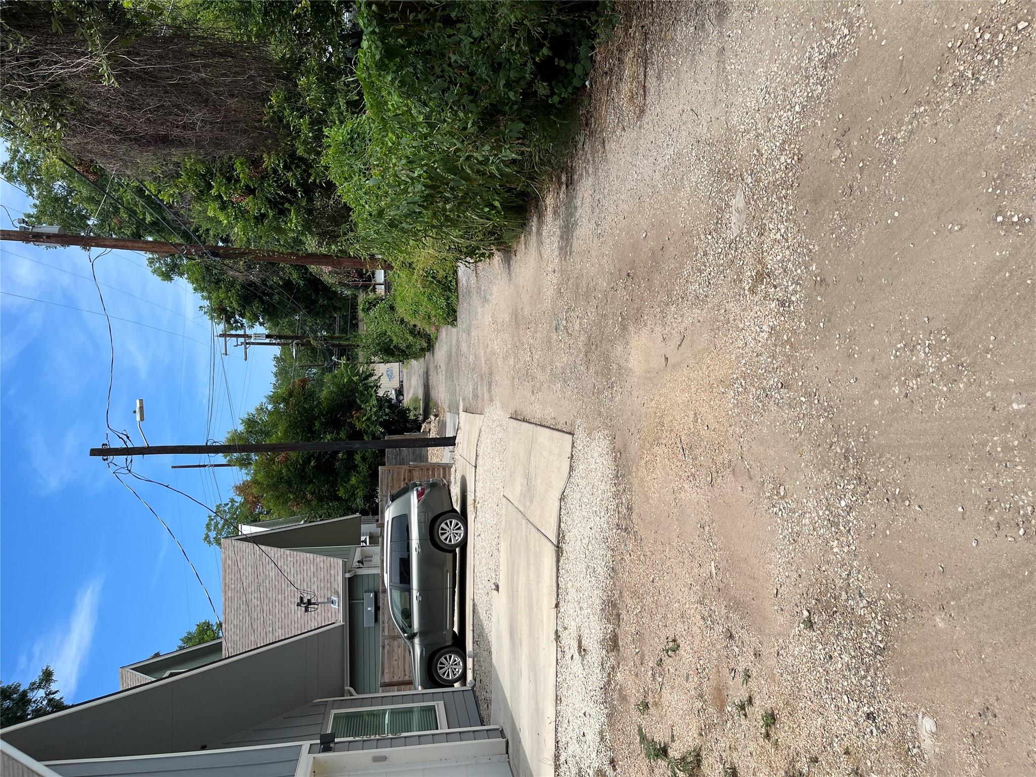 2511 E Cesar Chavez St, Austin, TX 78702