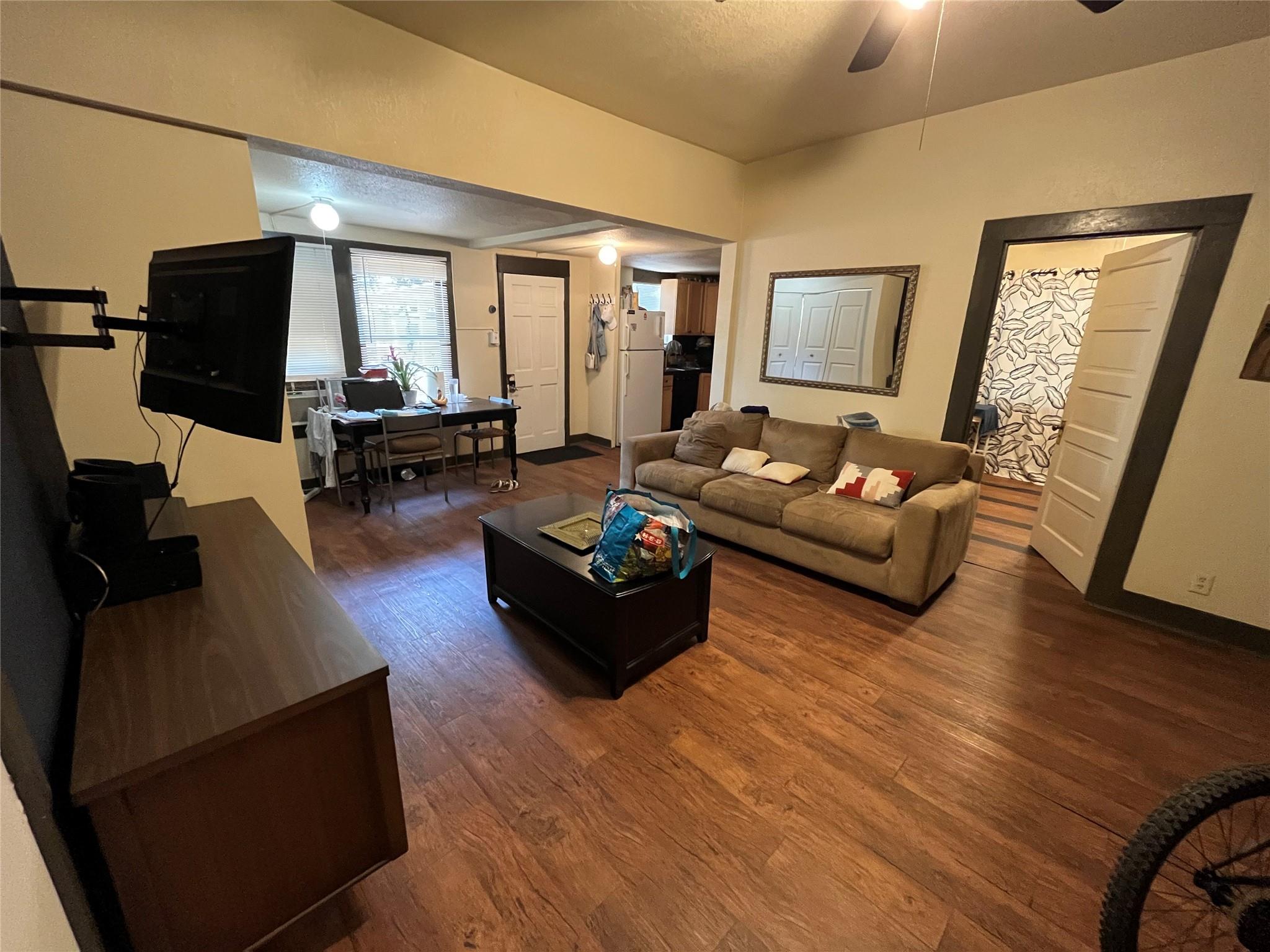 2511 E Cesar Chavez St, Austin, TX 78702