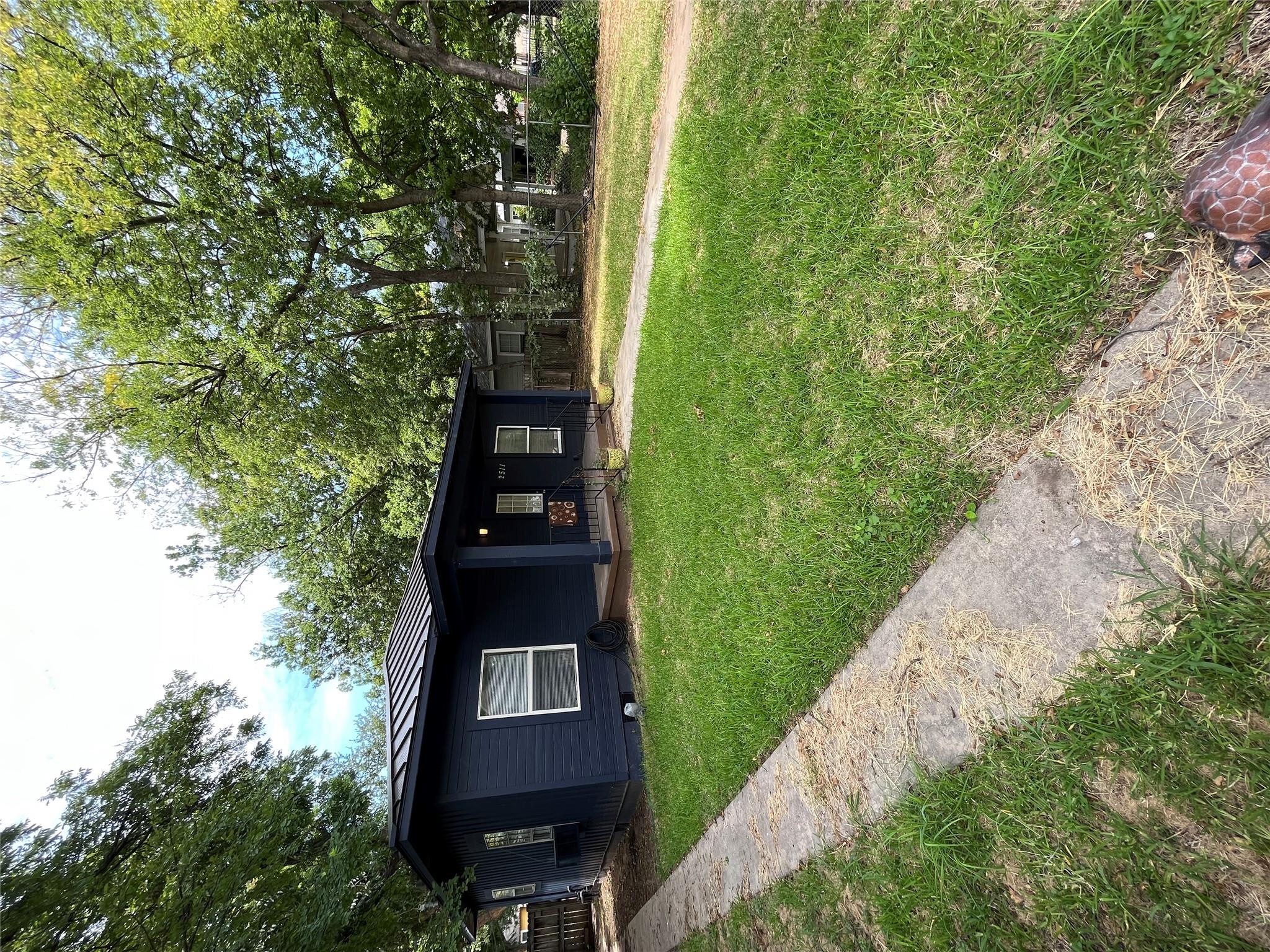 2511 E Cesar Chavez St, Austin, TX 78702