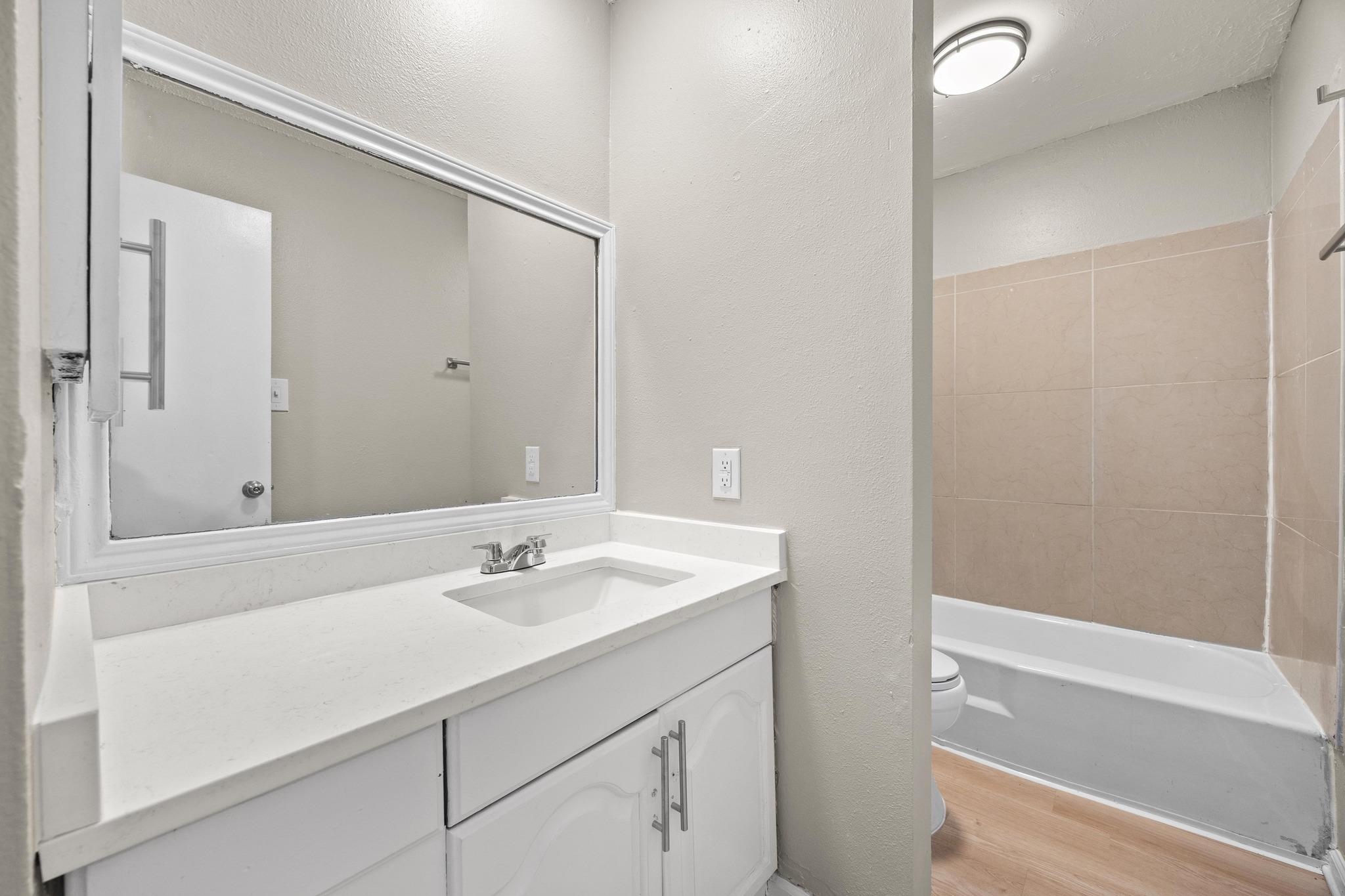 8903 Parkfield Dr # 104, Austin, TX 78758