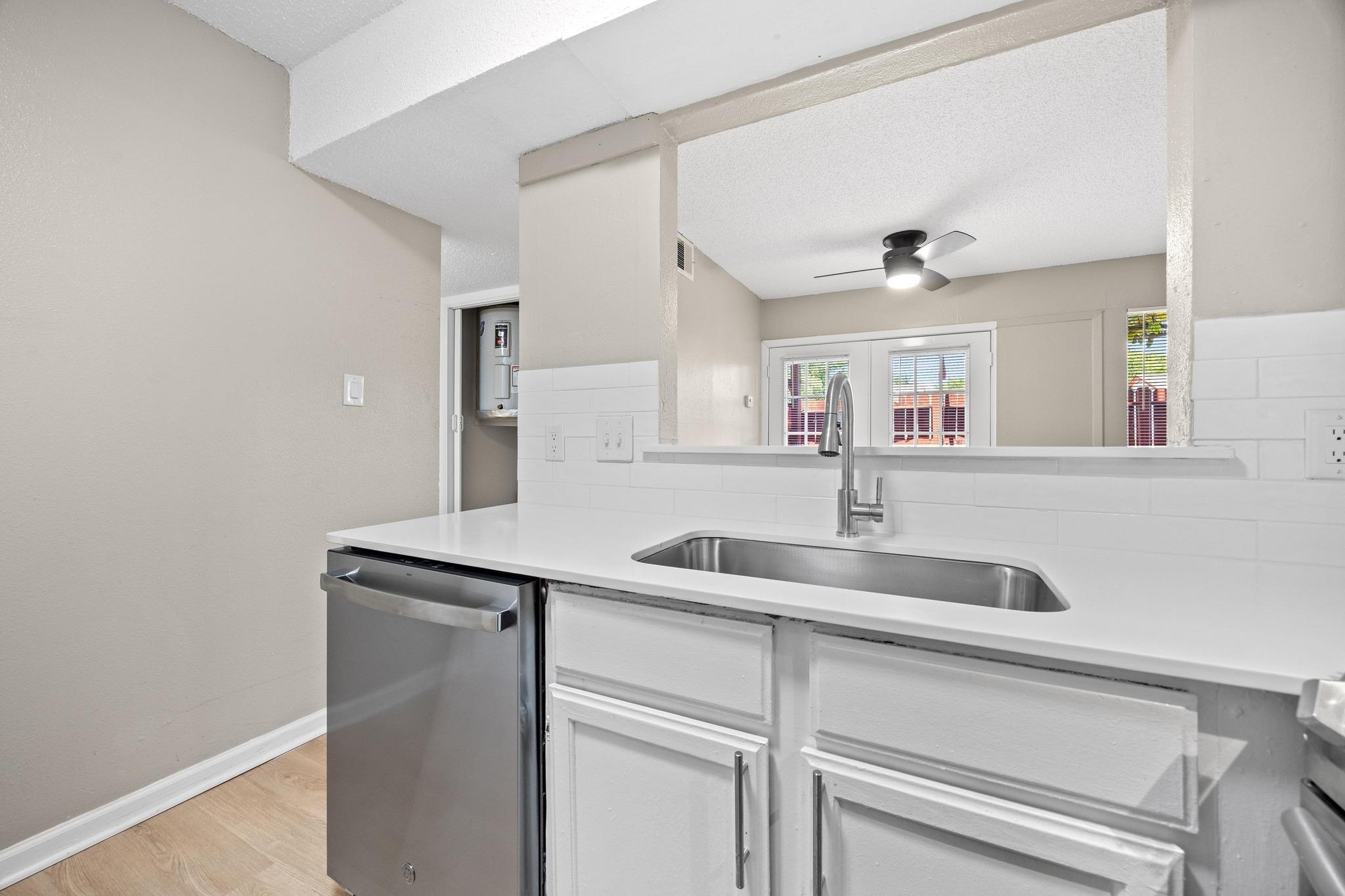 8903 Parkfield Dr # 104, Austin, TX 78758