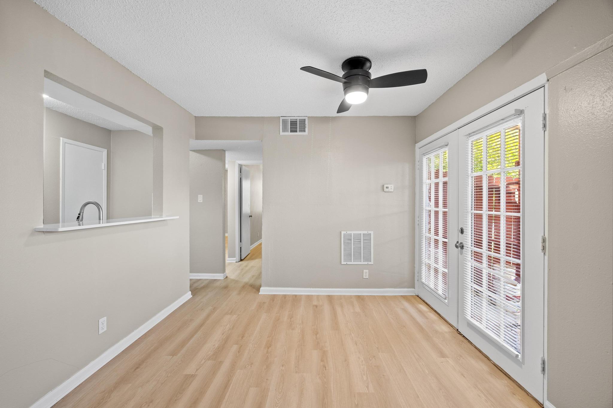 8903 Parkfield Dr # 104, Austin, TX 78758