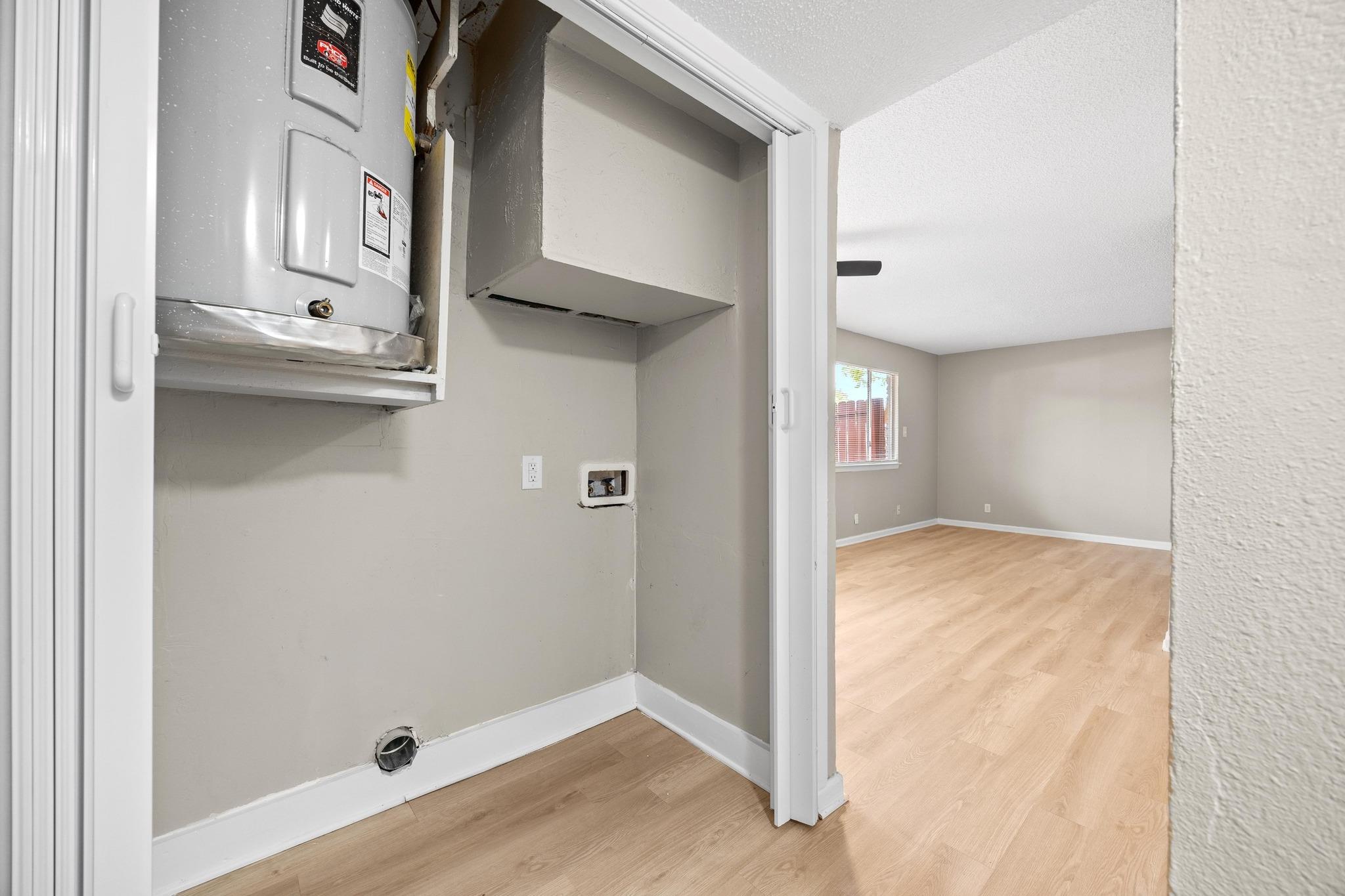 8903 Parkfield Dr # 104, Austin, TX 78758