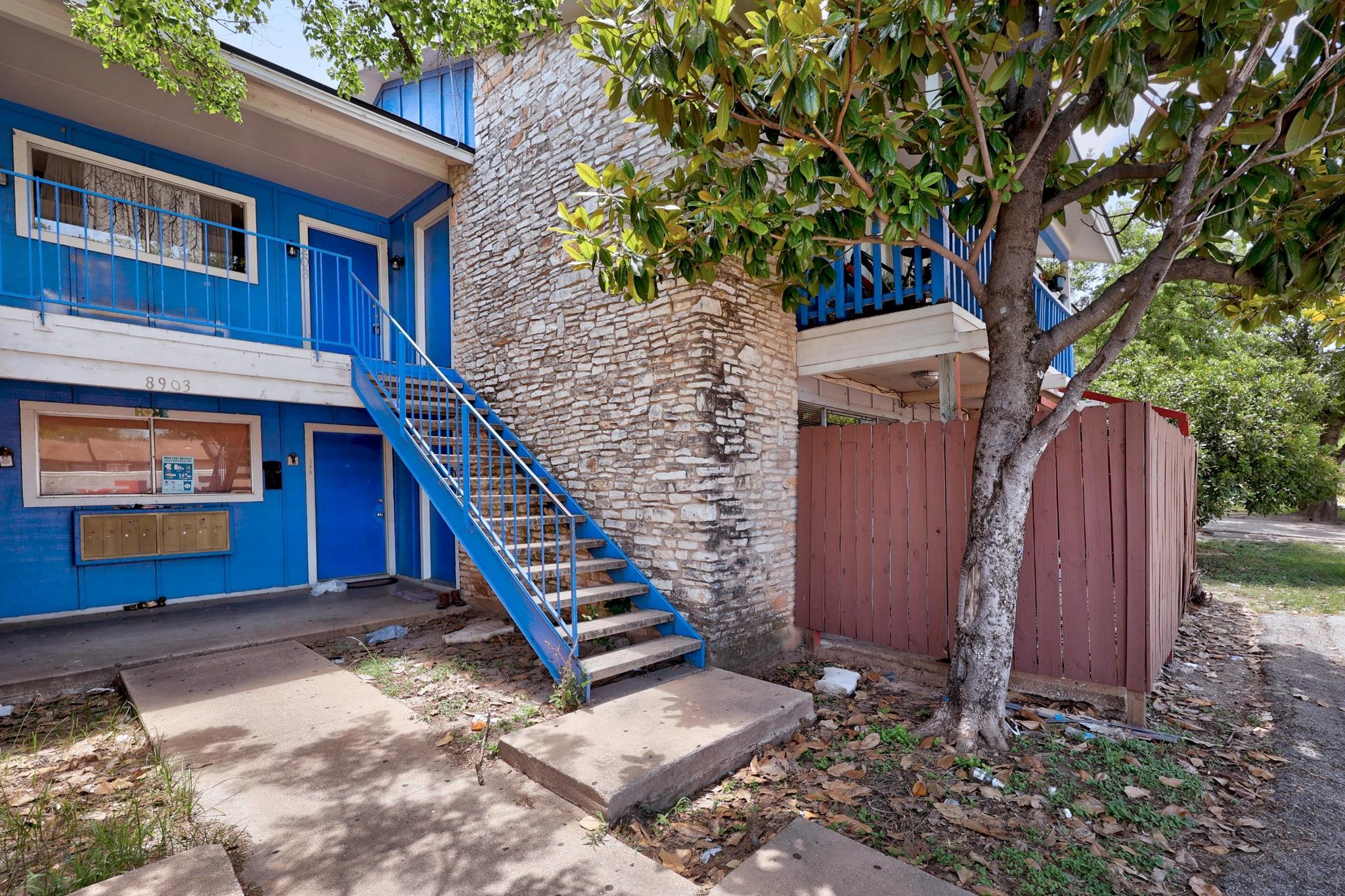 8903 Parkfield Dr # 104, Austin, TX 78758