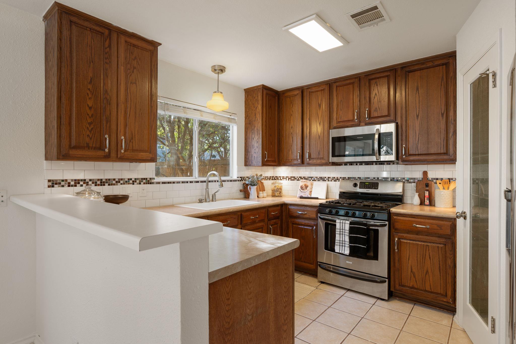 2107 Fuzz Fairway, Austin, TX 78728