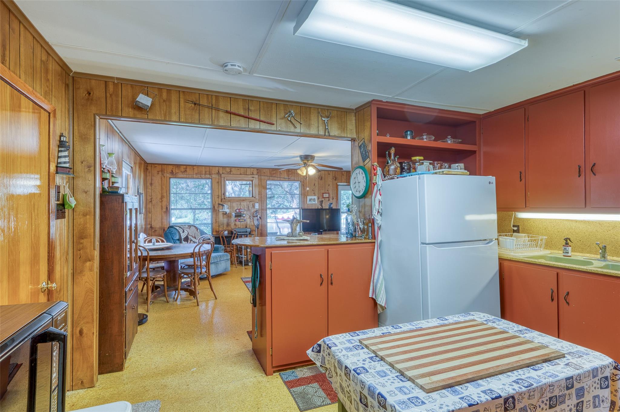 2318 Wisteria, Kingsland, TX 78639