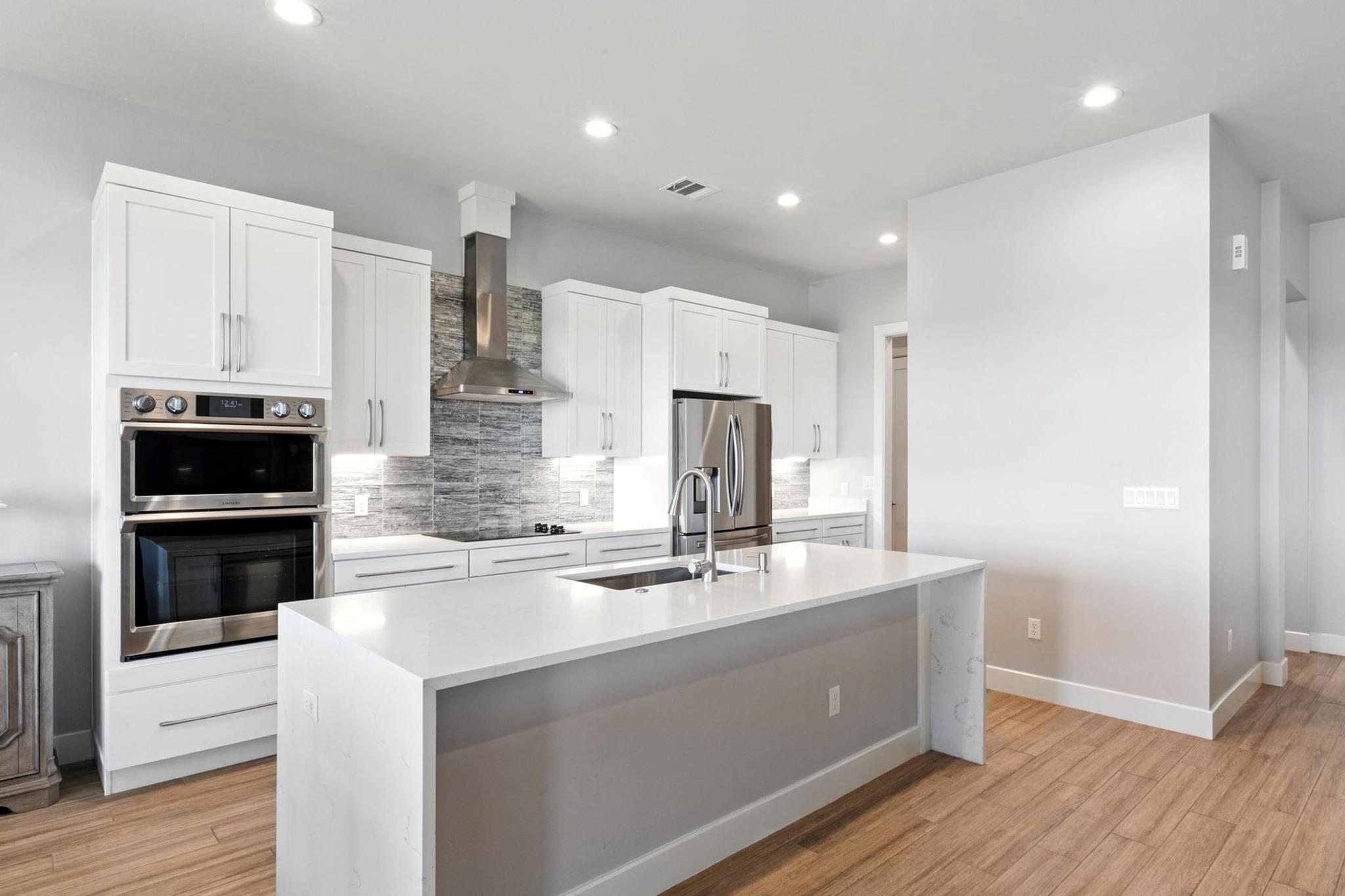 450 Peck St, Kyle, TX 78640
